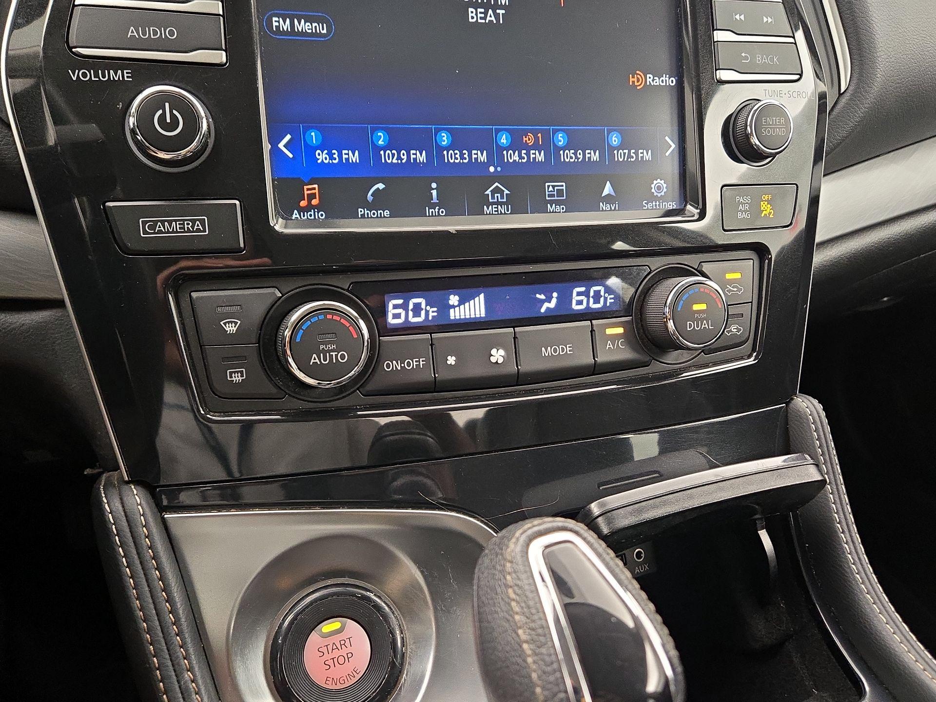 Thumbnail: 2016 Nissan Maxima - 16