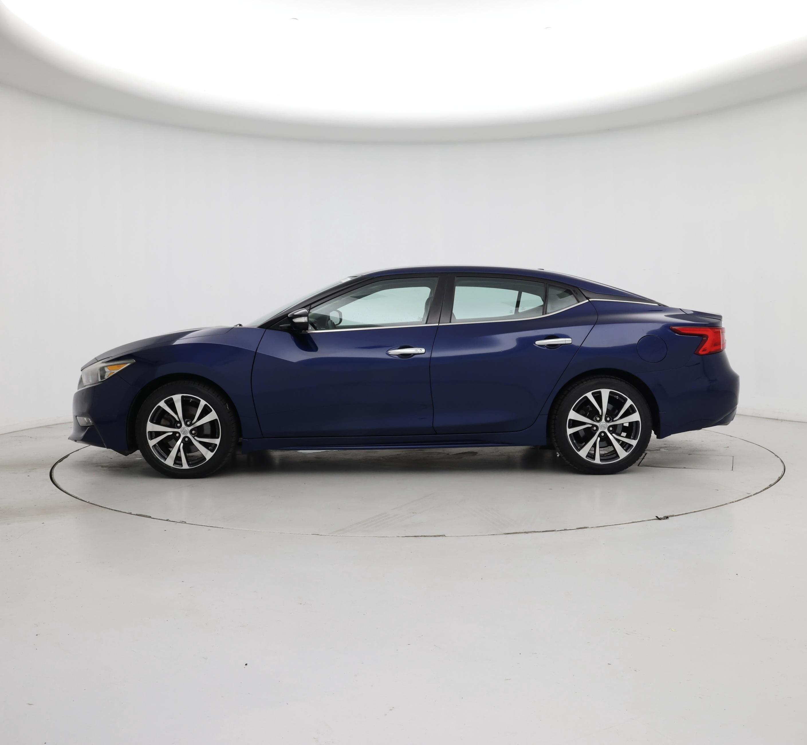 Thumbnail: 2016 Nissan Maxima - 3