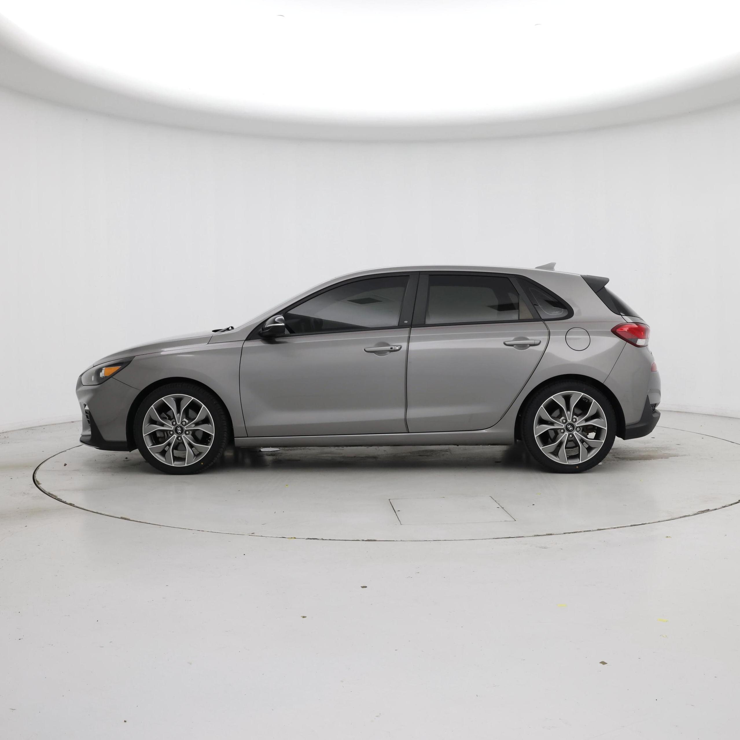 Thumbnail: 2020 Hyundai Elantra - 3