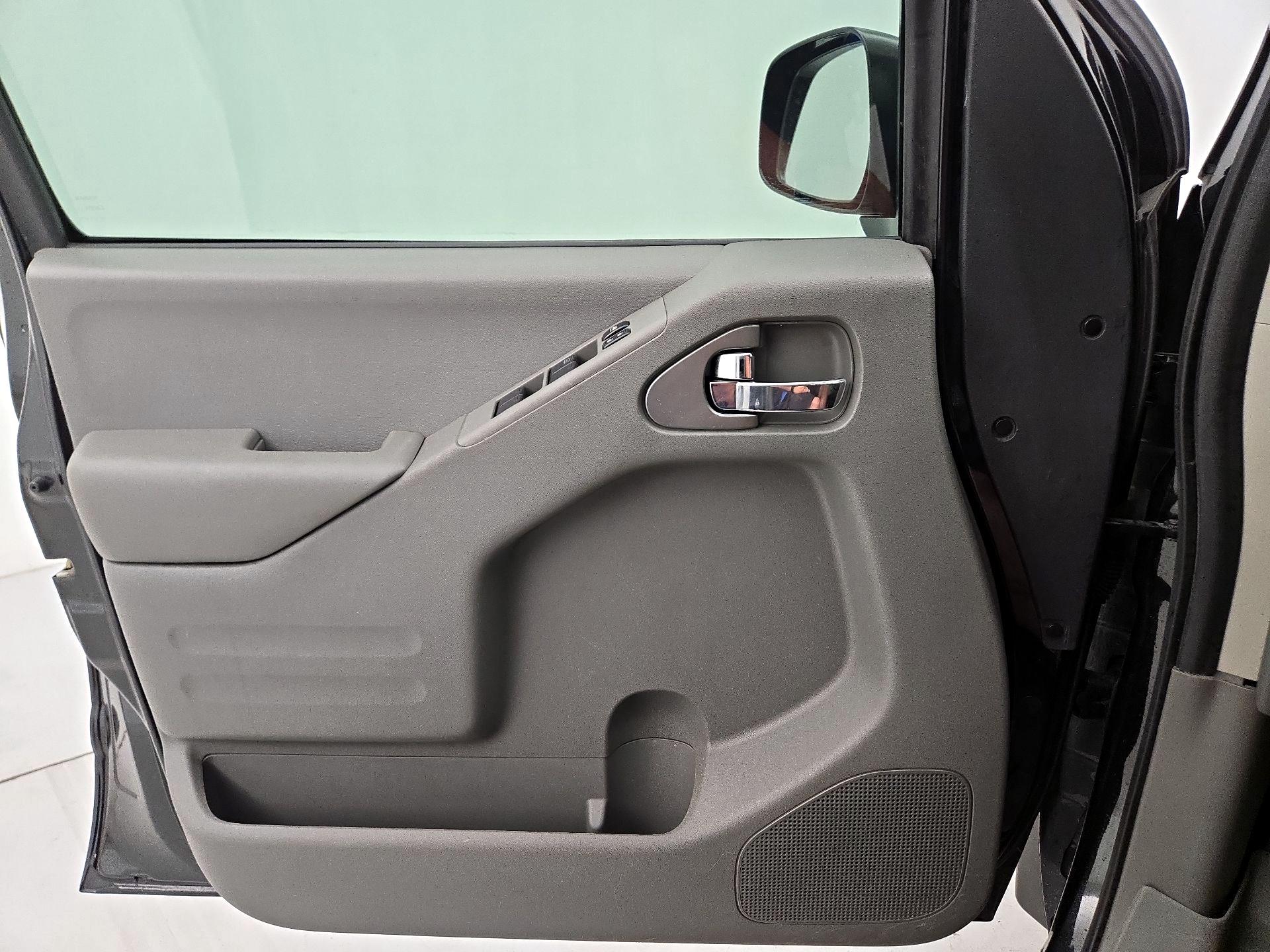 Thumbnail: 2021 Nissan Frontier - 12