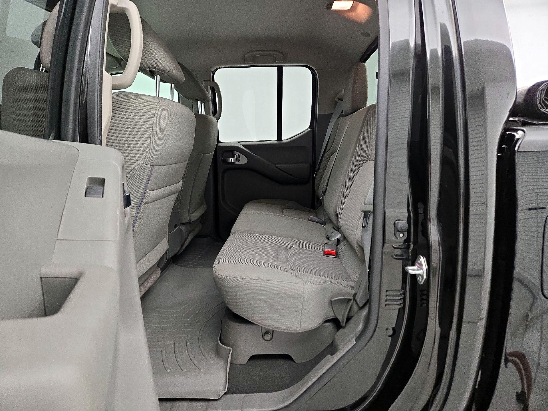 Thumbnail: 2021 Nissan Frontier - 19