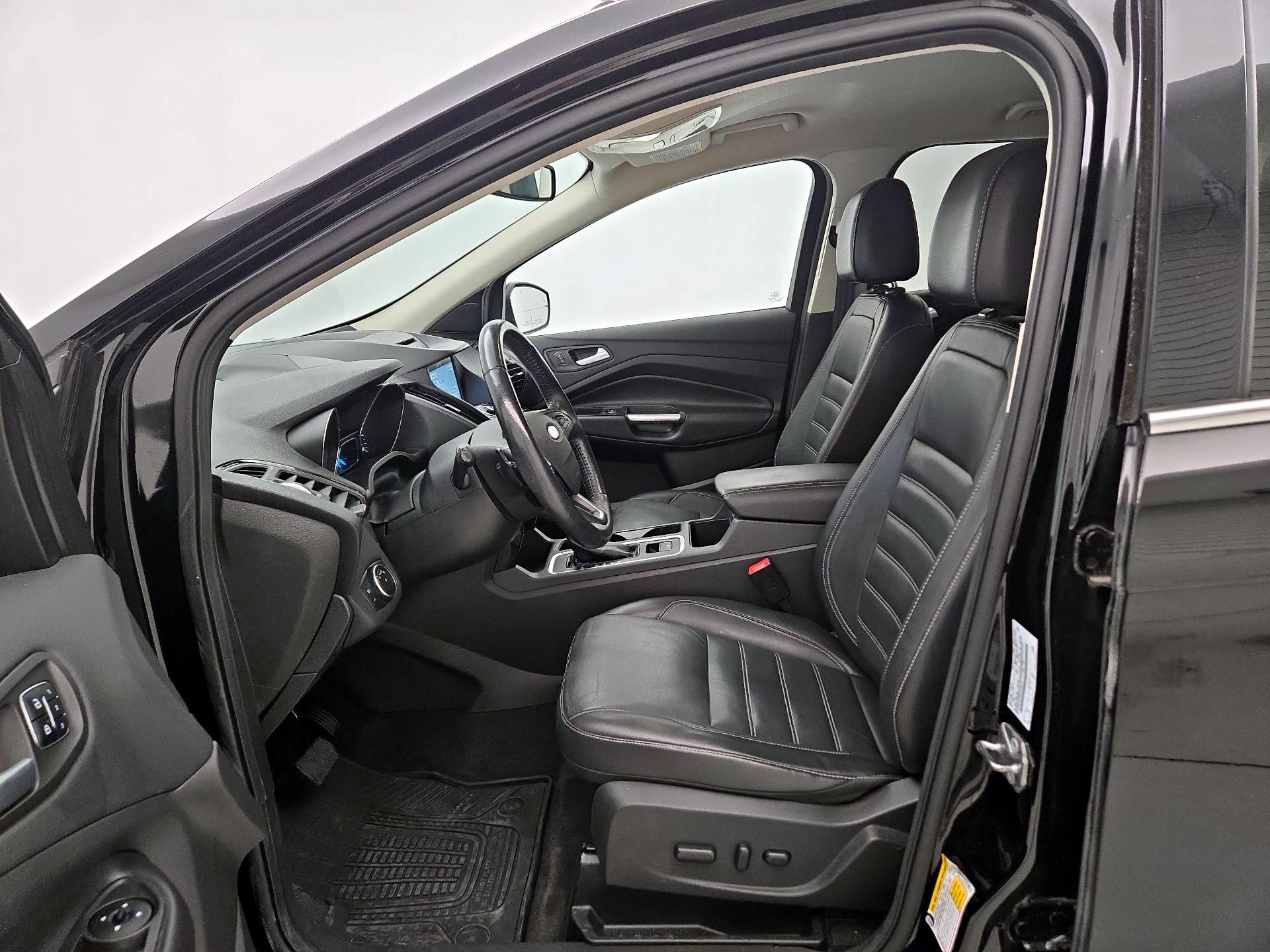 Thumbnail: 2017 Ford Escape - 11