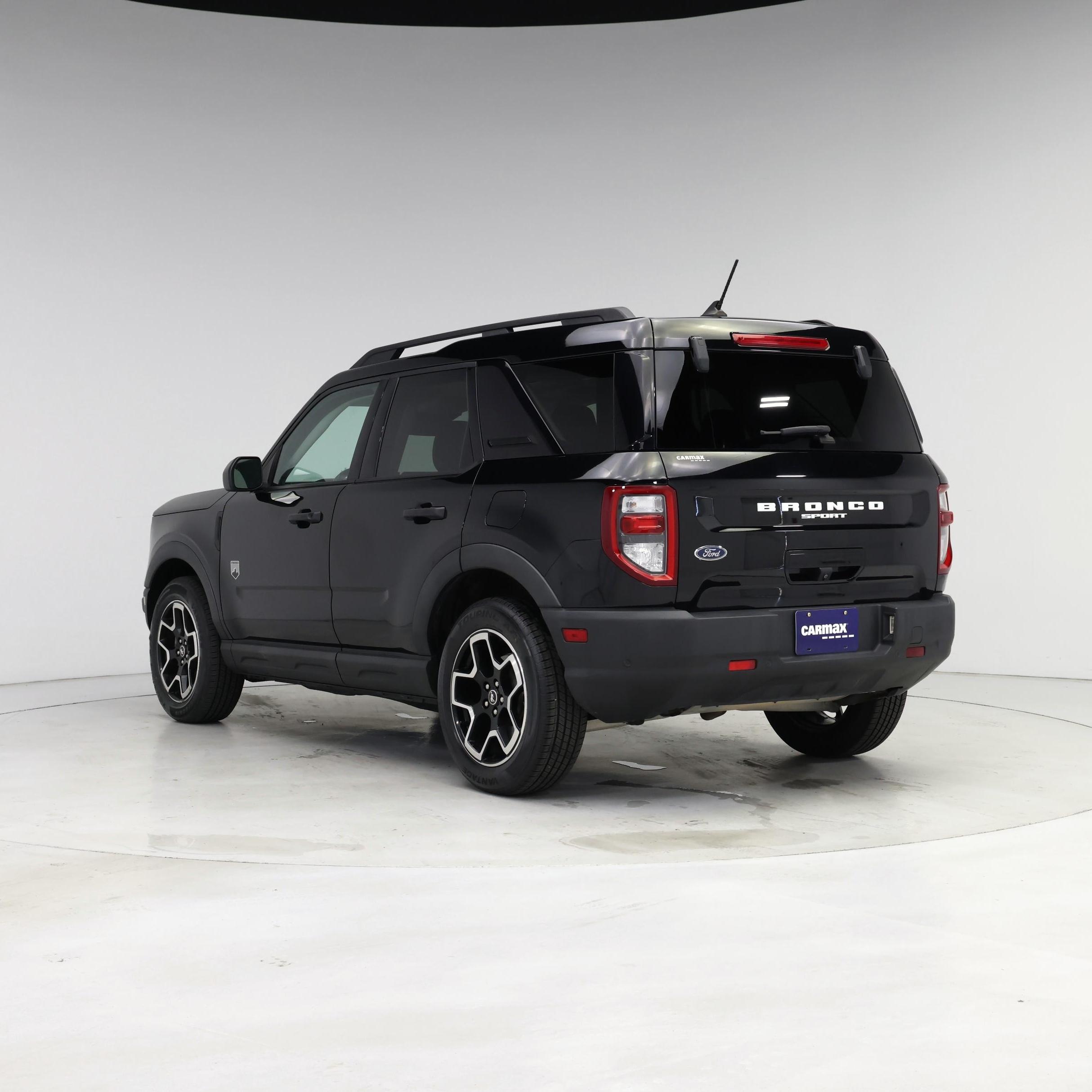 Thumbnail: 2021 Ford Bronco Sport - 2