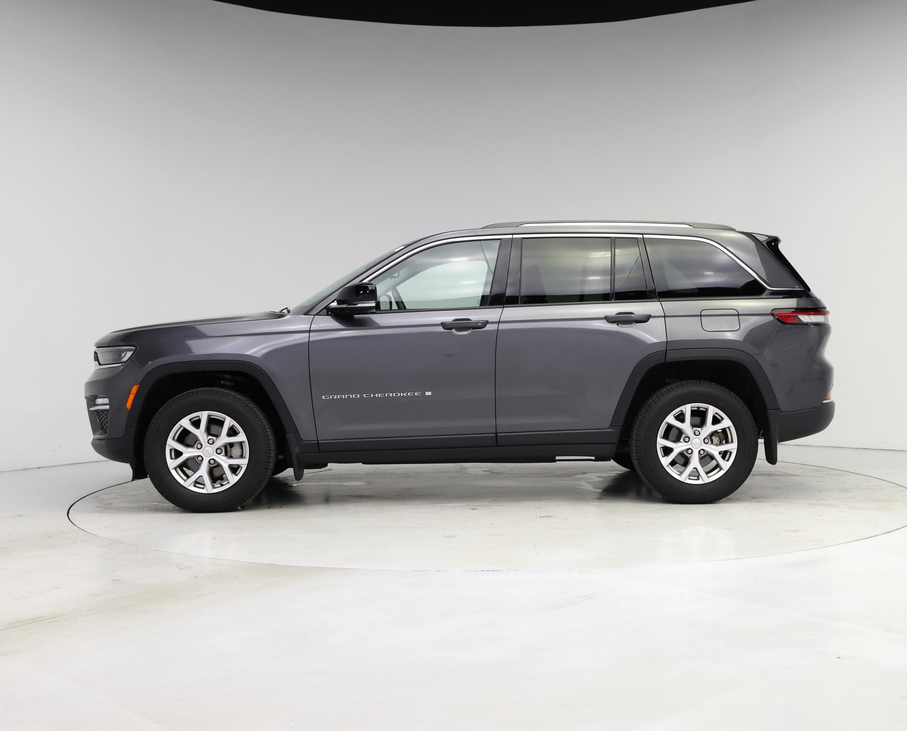 Thumbnail: 2022 Jeep Grand Cherokee - 3