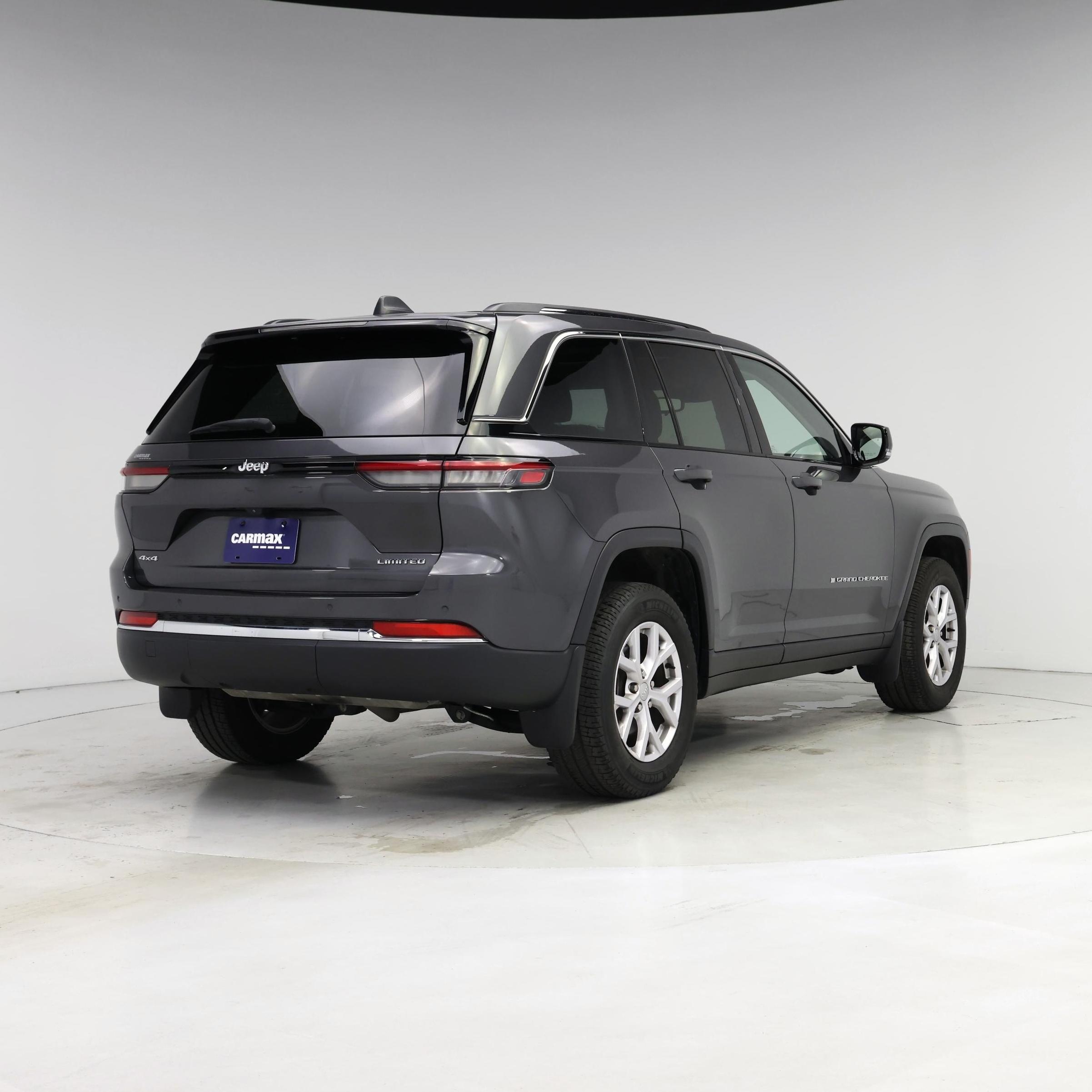 Thumbnail: 2022 Jeep Grand Cherokee - 8