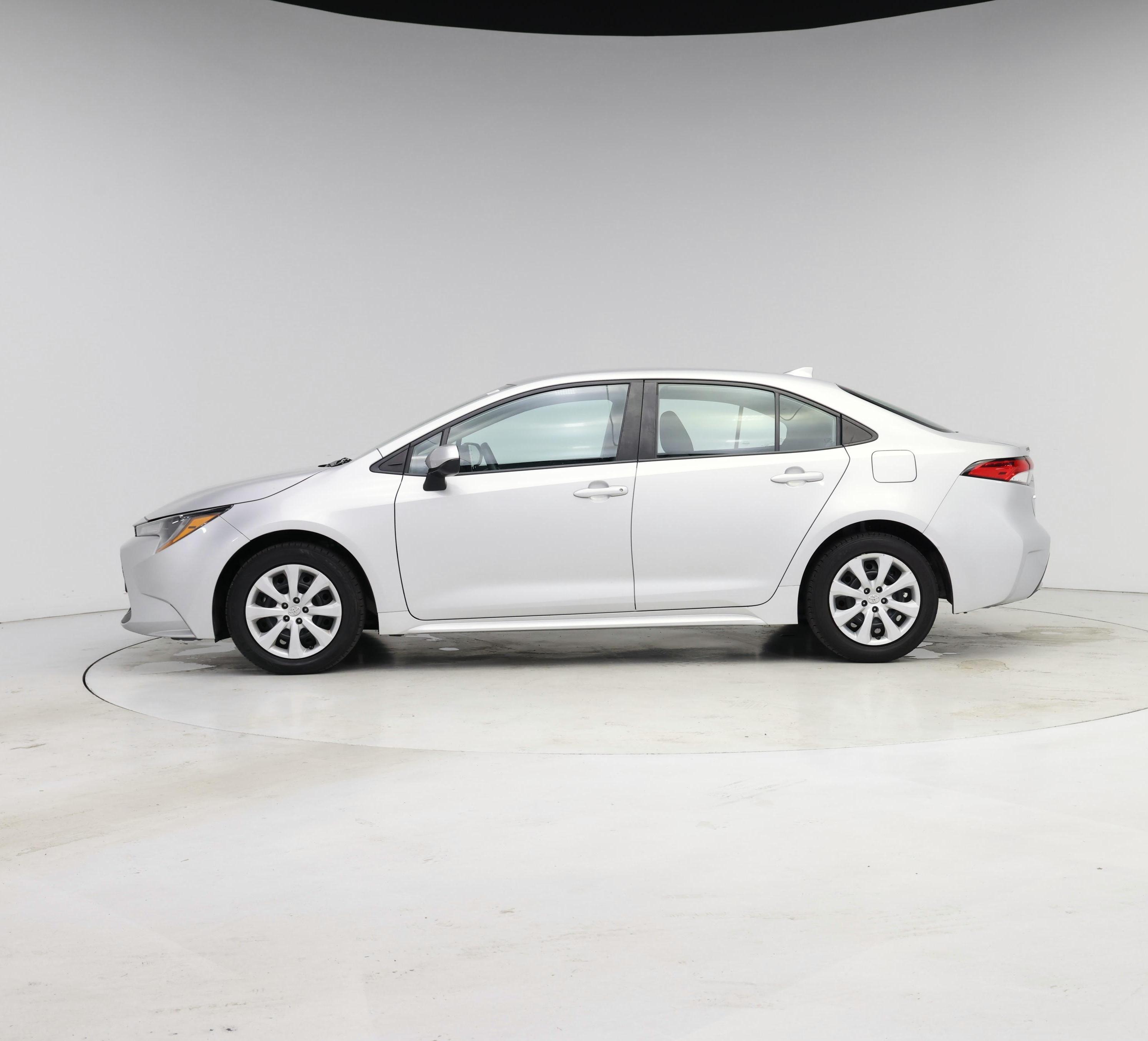 Thumbnail: 2022 Toyota Corolla - 3