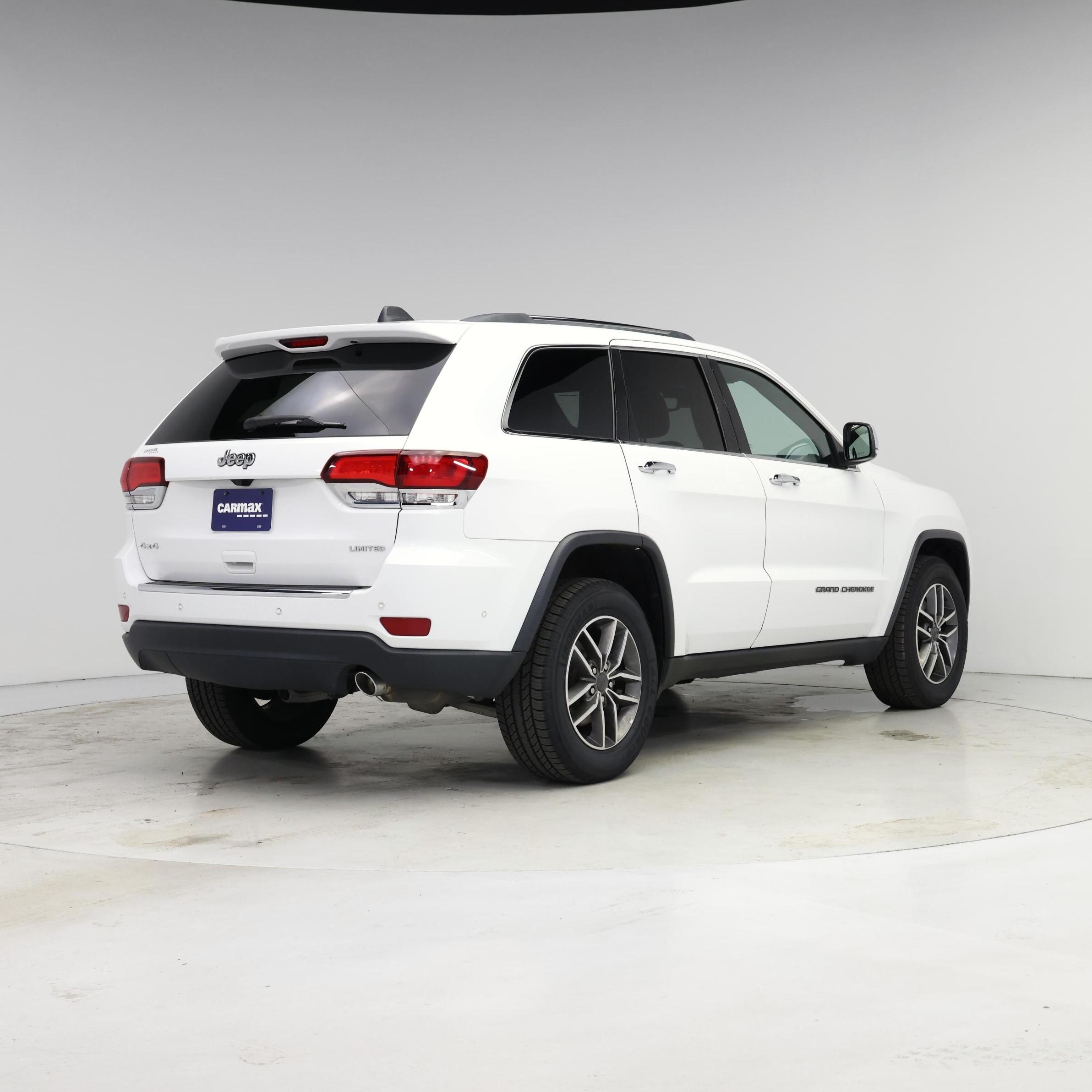 Thumbnail: 2020 Jeep Grand Cherokee - 8