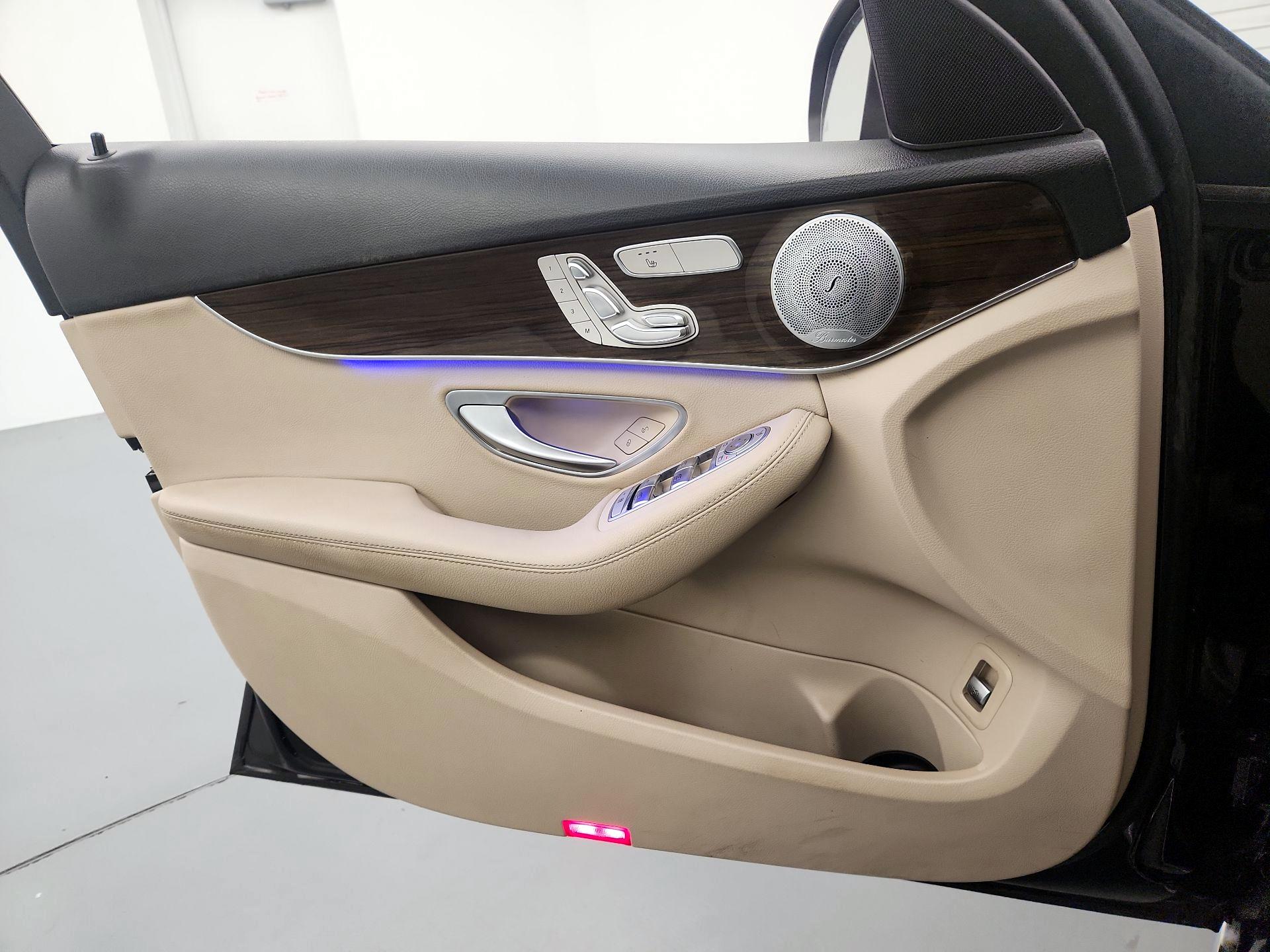 Thumbnail: 2021 Mercedes-Benz C-Class - 12