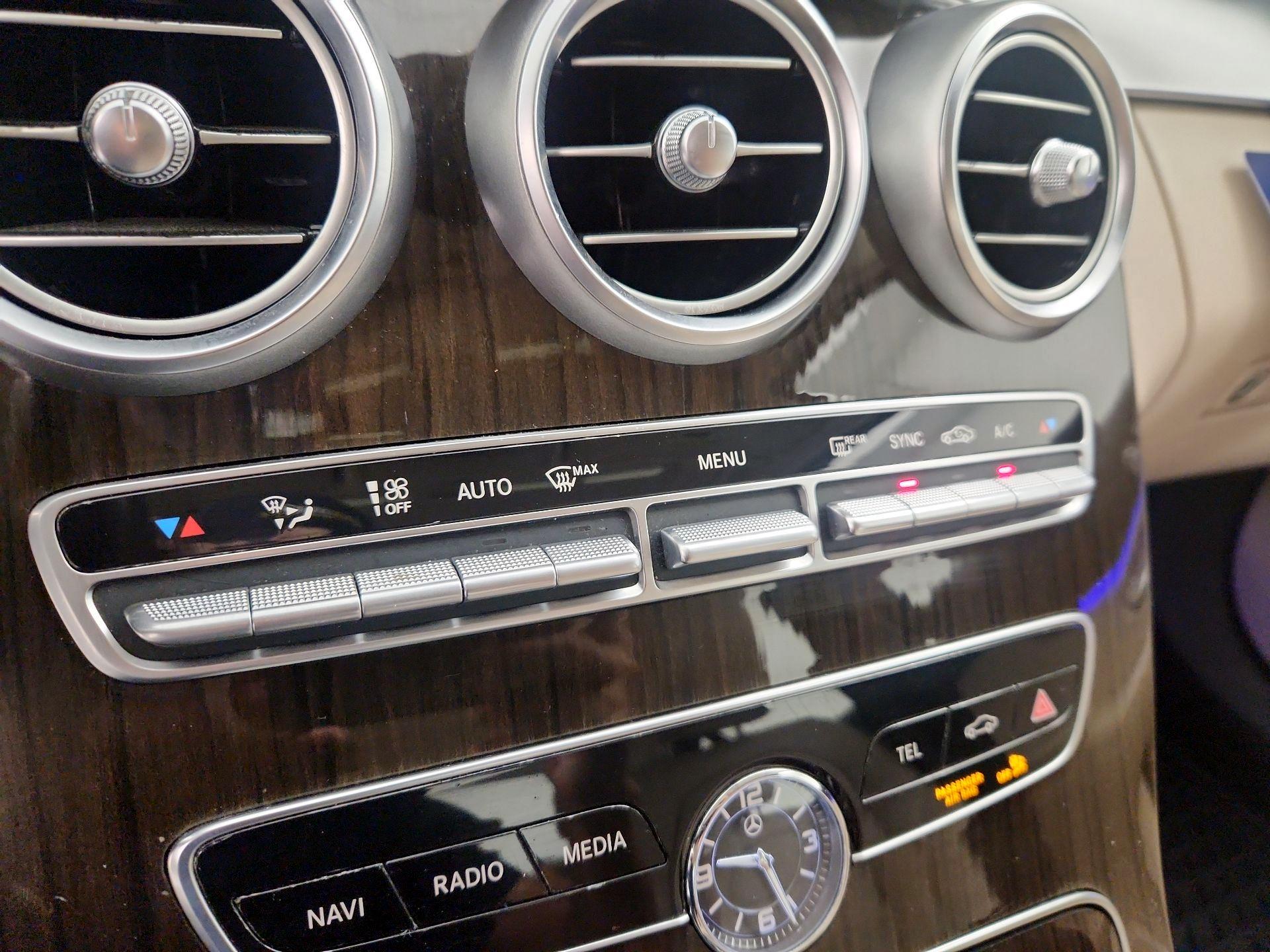 Thumbnail: 2021 Mercedes-Benz C-Class - 16