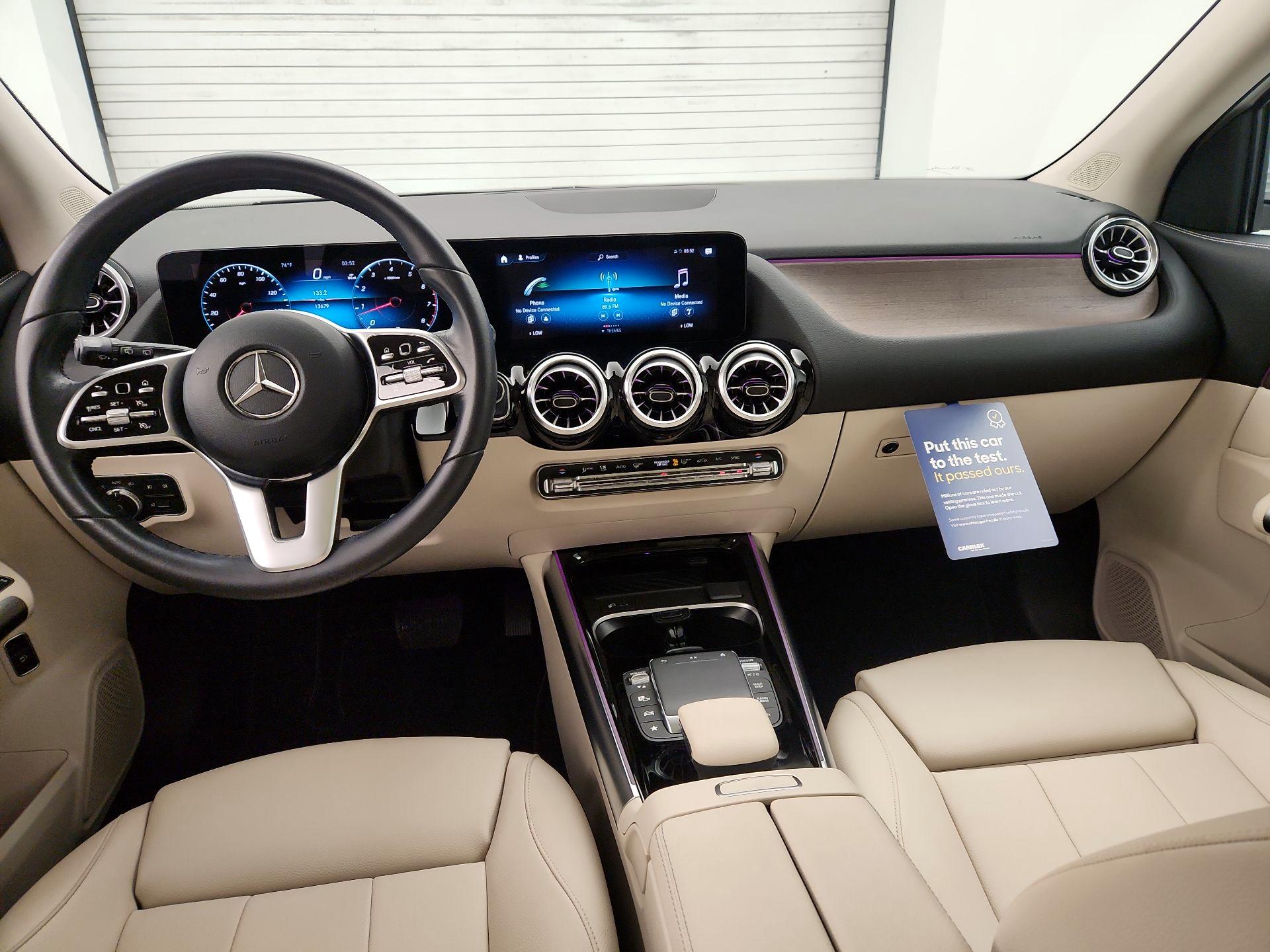 Thumbnail: 2023 Mercedes-Benz GLA - 9