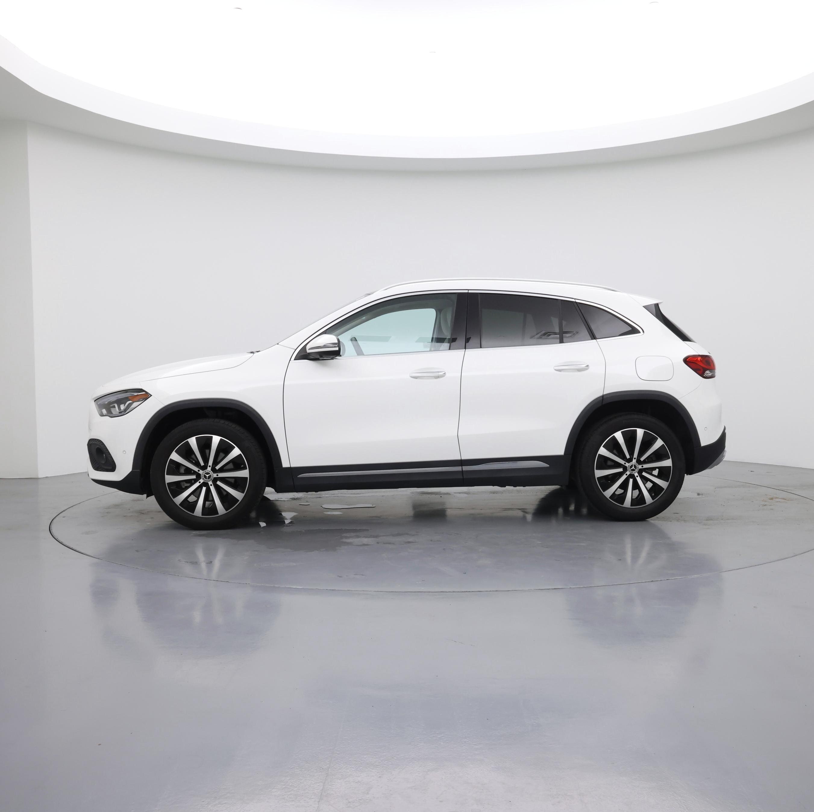 Thumbnail: 2023 Mercedes-Benz GLA - 3