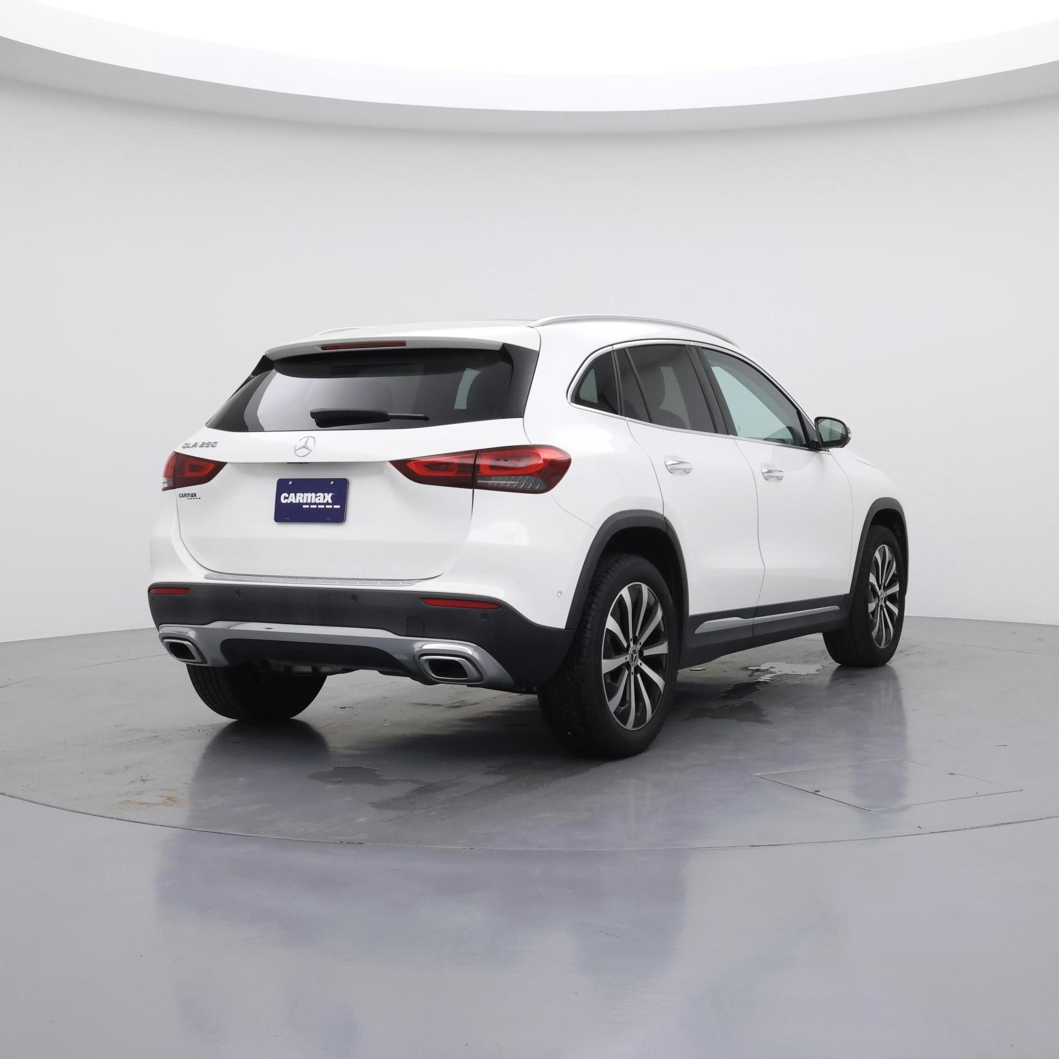 Thumbnail: 2023 Mercedes-Benz GLA - 8