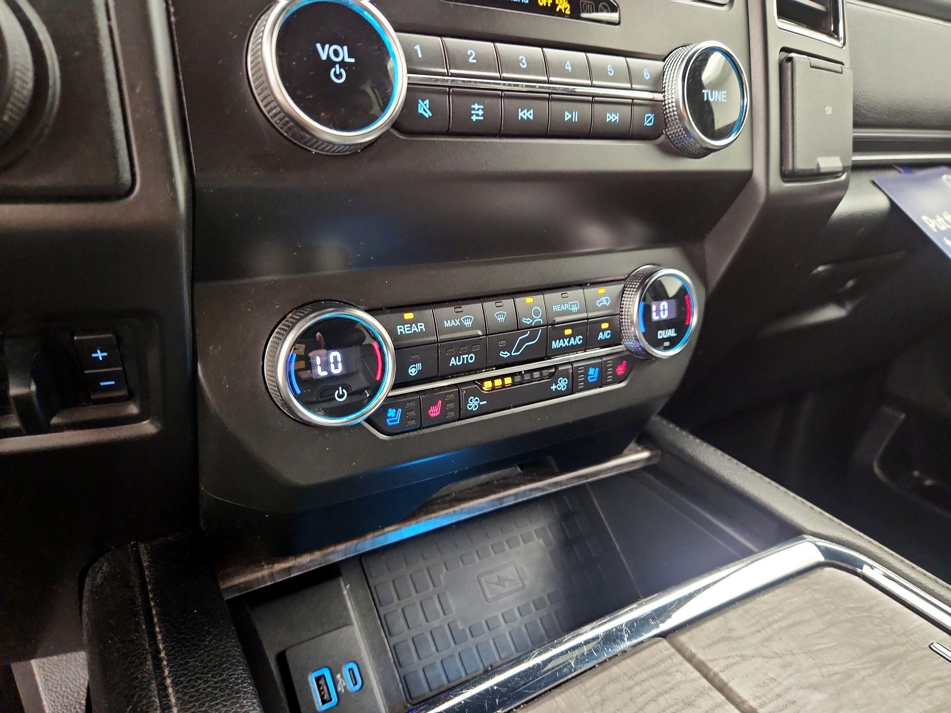 Thumbnail: 2020 Ford Expedition - 17