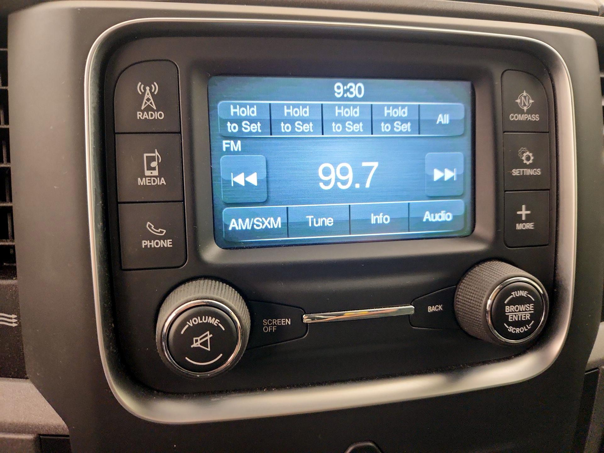 Thumbnail: 2020 RAM 1500 Classic - 15