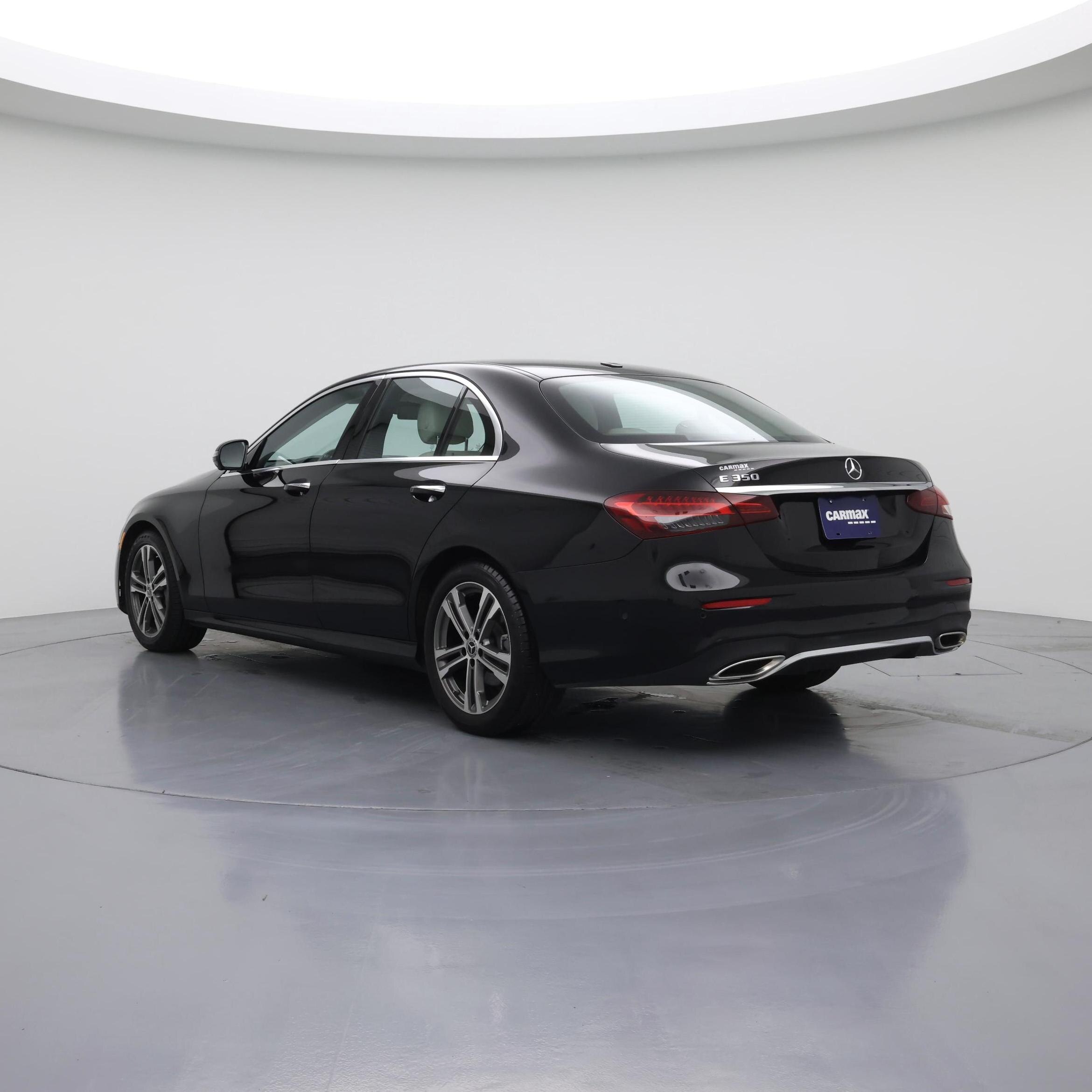 Thumbnail: 2022 Mercedes-Benz E-Class - 2