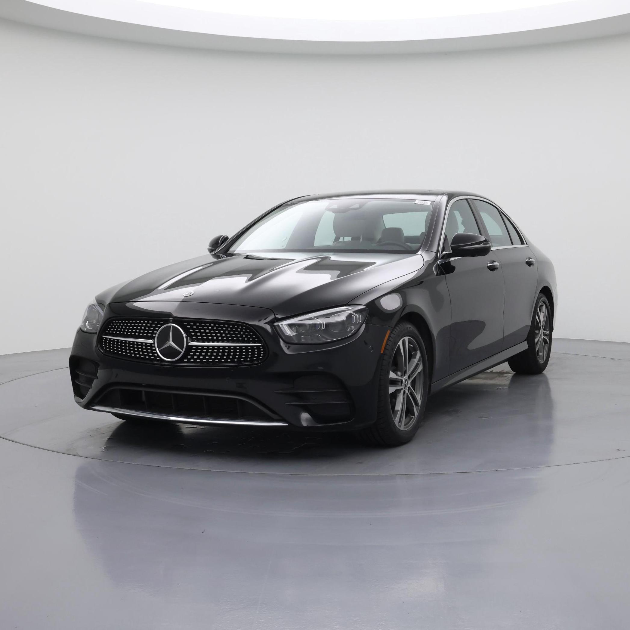 Thumbnail: 2022 Mercedes-Benz E-Class - 4