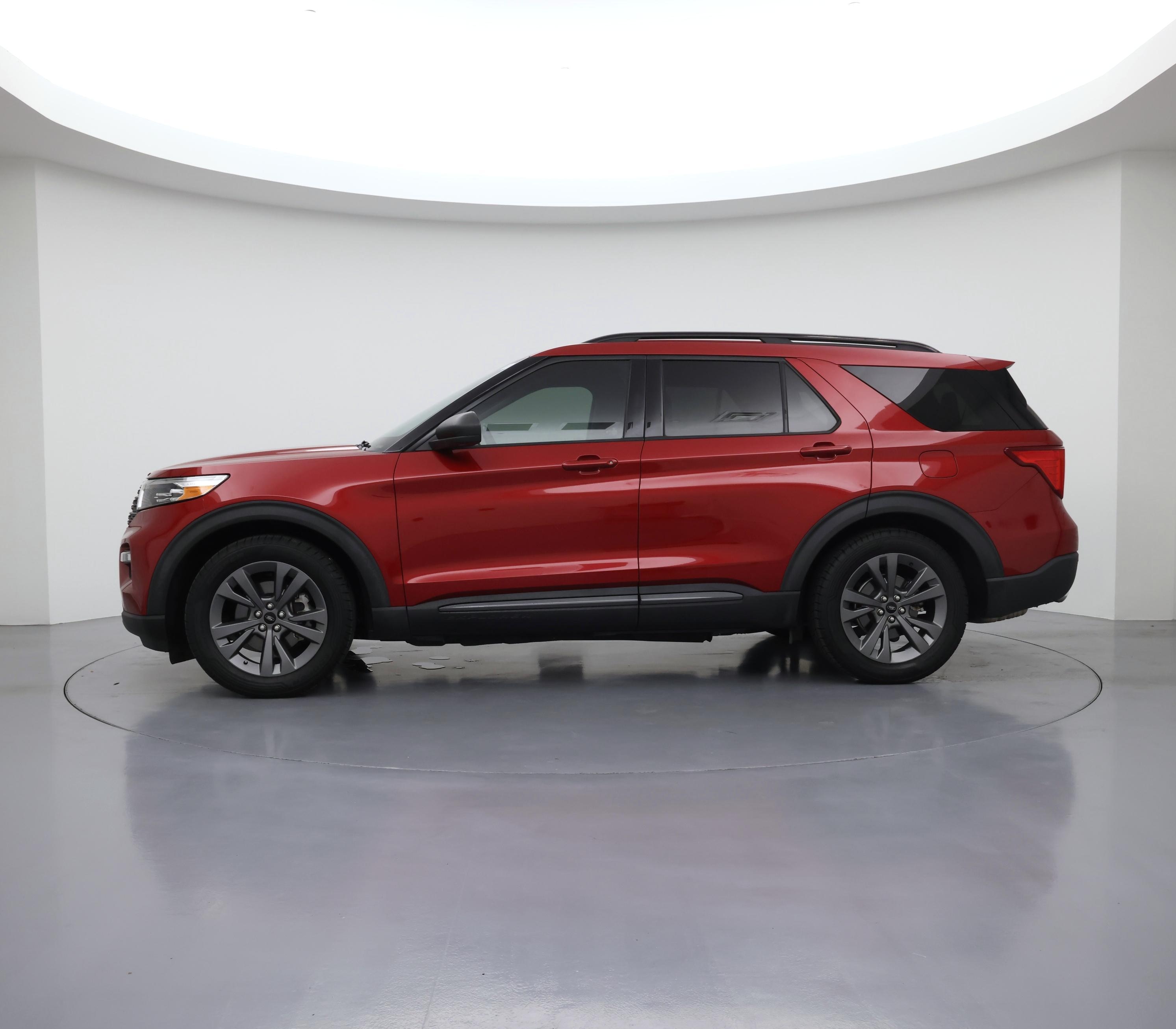 Thumbnail: 2021 Ford Explorer - 3