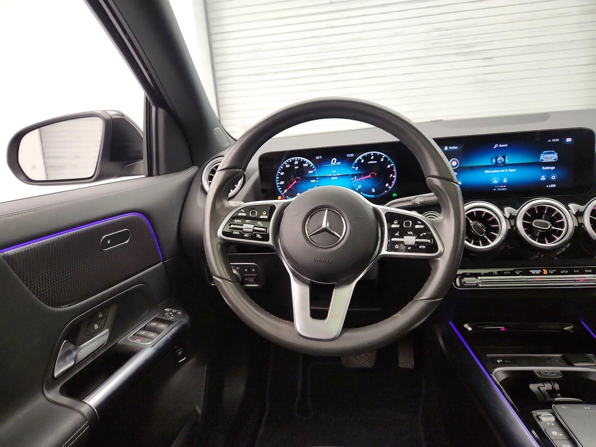 Thumbnail: 2022 Mercedes-Benz GLA - 10