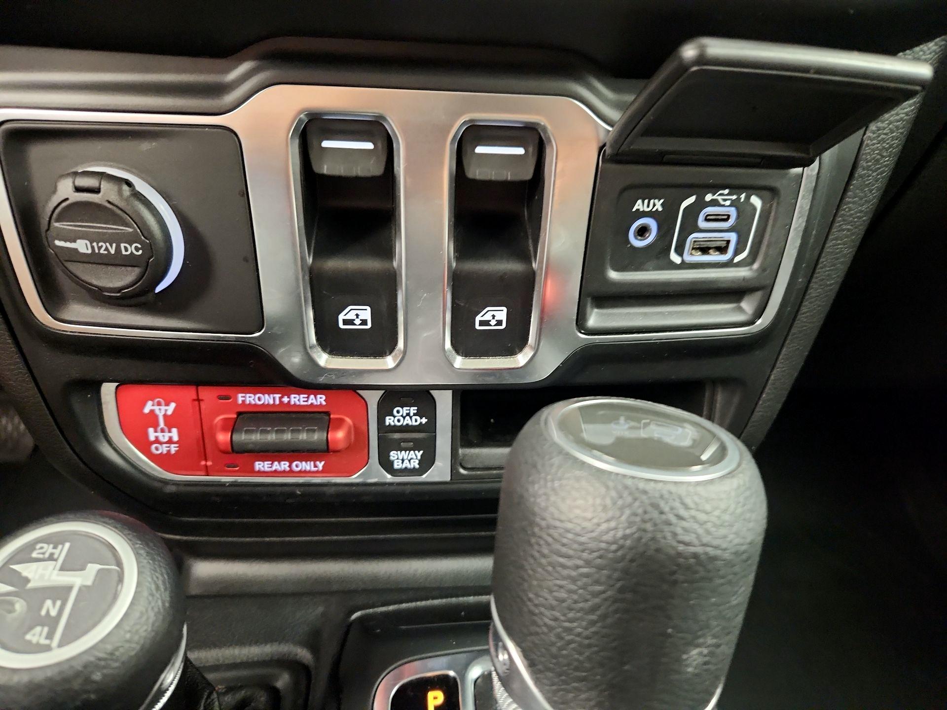 Thumbnail: 2021 Jeep Wrangler - 19