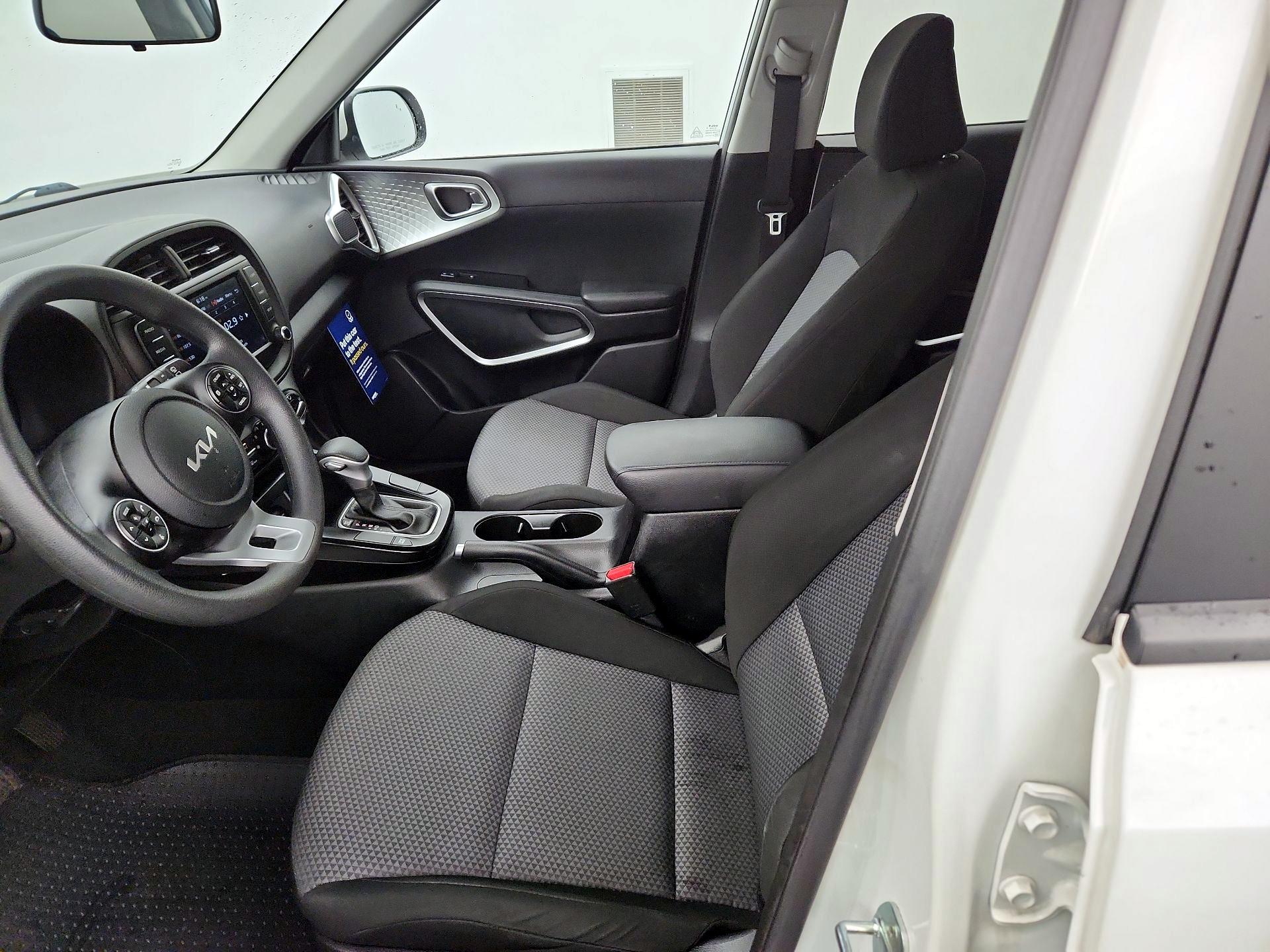 Thumbnail: 2022 Kia Soul - 11