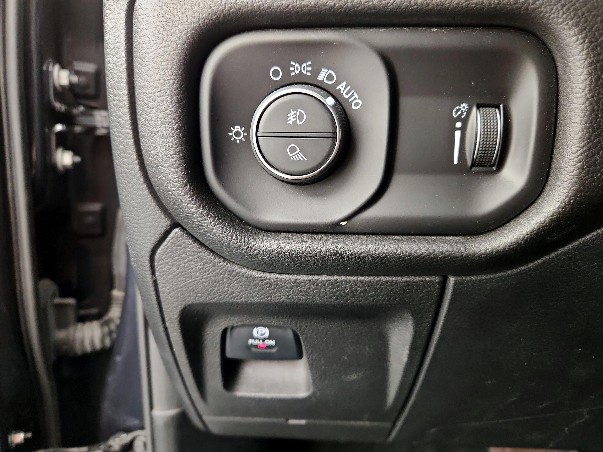 Thumbnail: 2021 RAM 1500 - 13