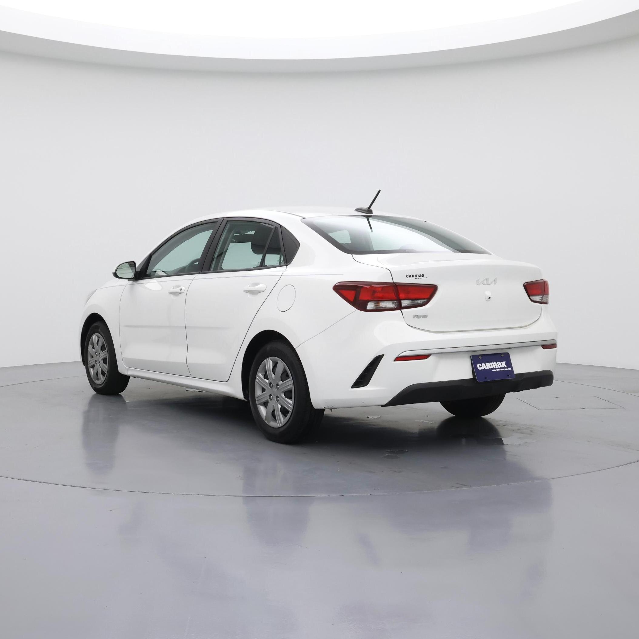 Thumbnail: 2022 Kia Rio - 2
