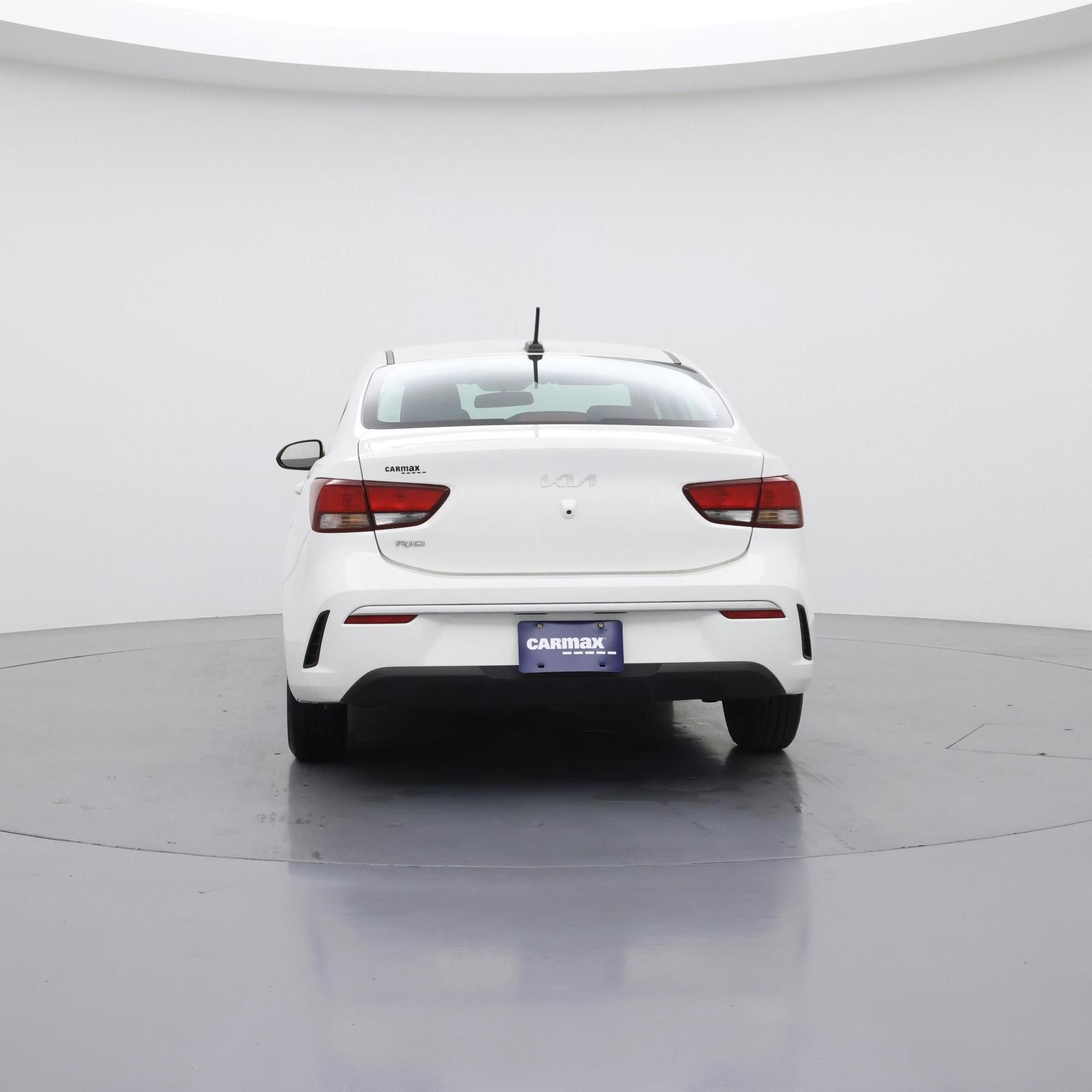 Thumbnail: 2022 Kia Rio - 6
