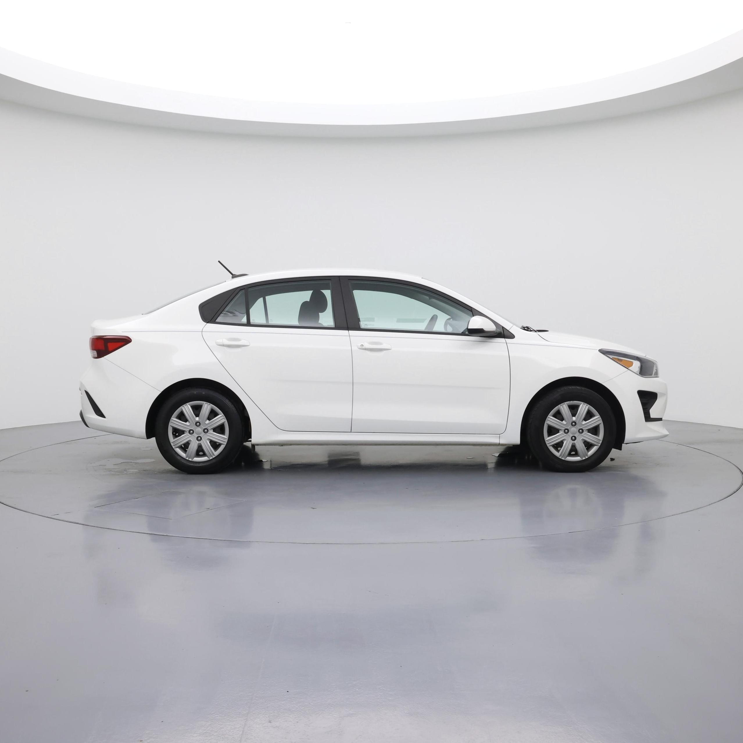 Thumbnail: 2022 Kia Rio - 7