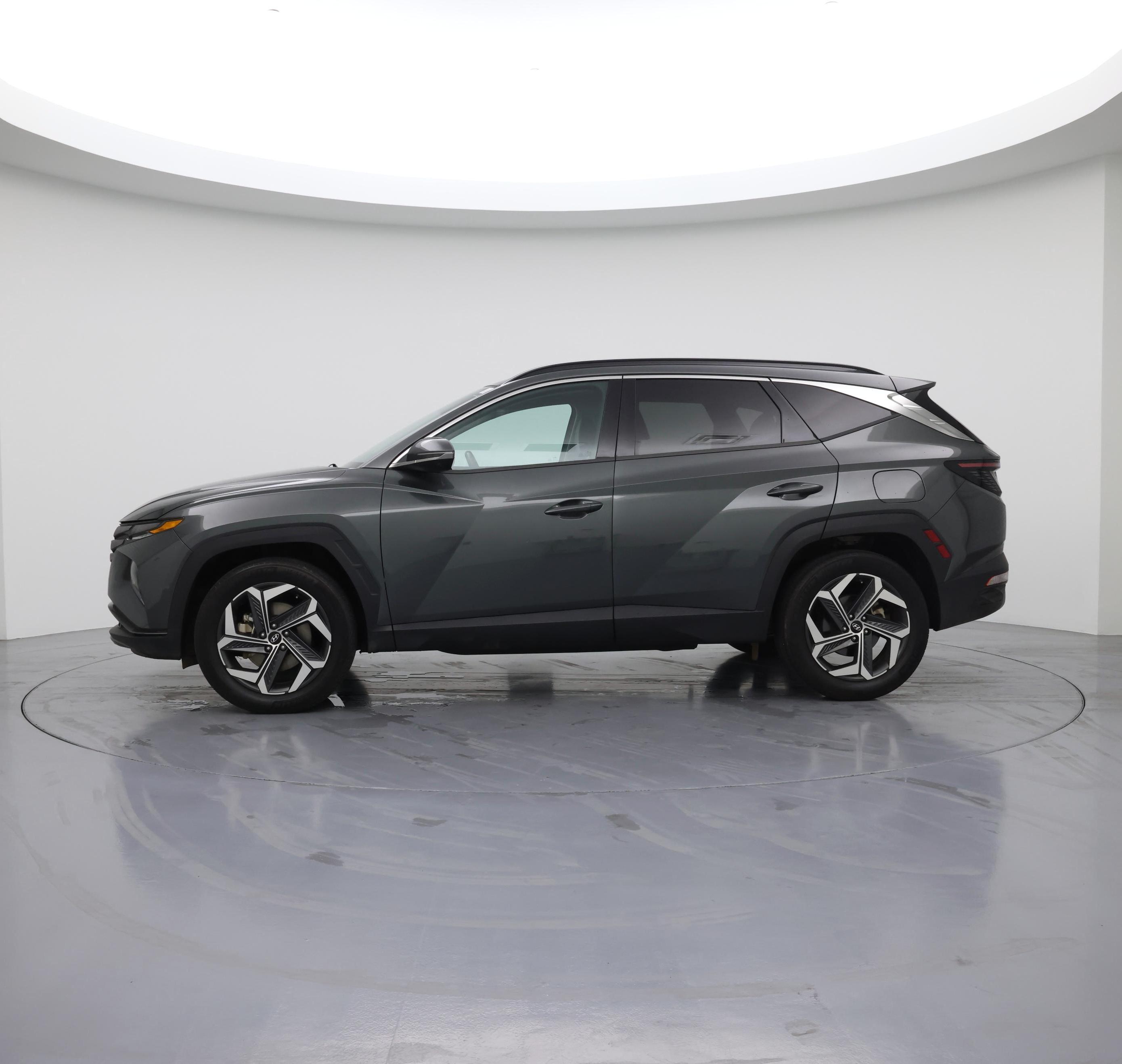 Thumbnail: 2022 Hyundai Tucson - 3