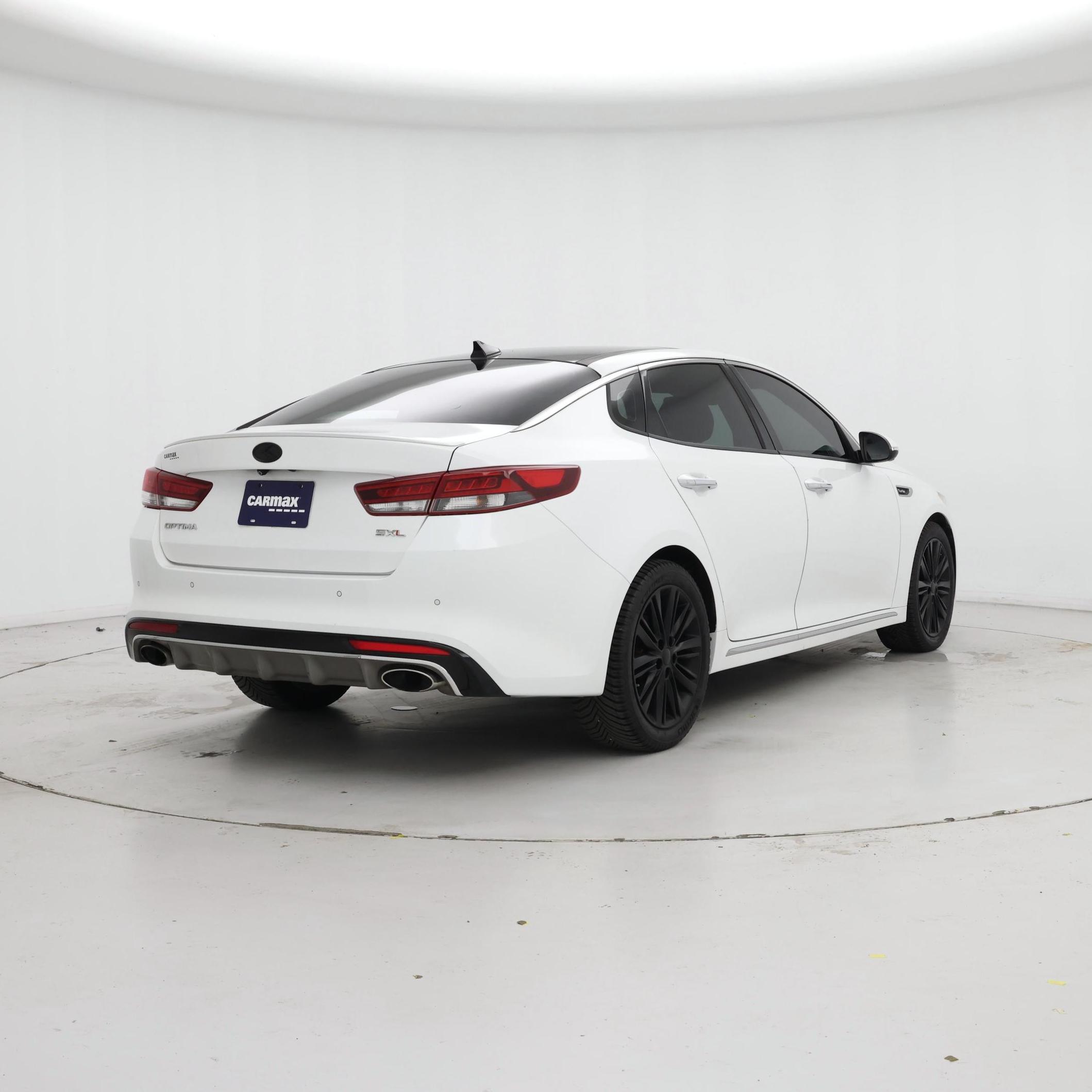 Thumbnail: 2016 Kia Optima - 8