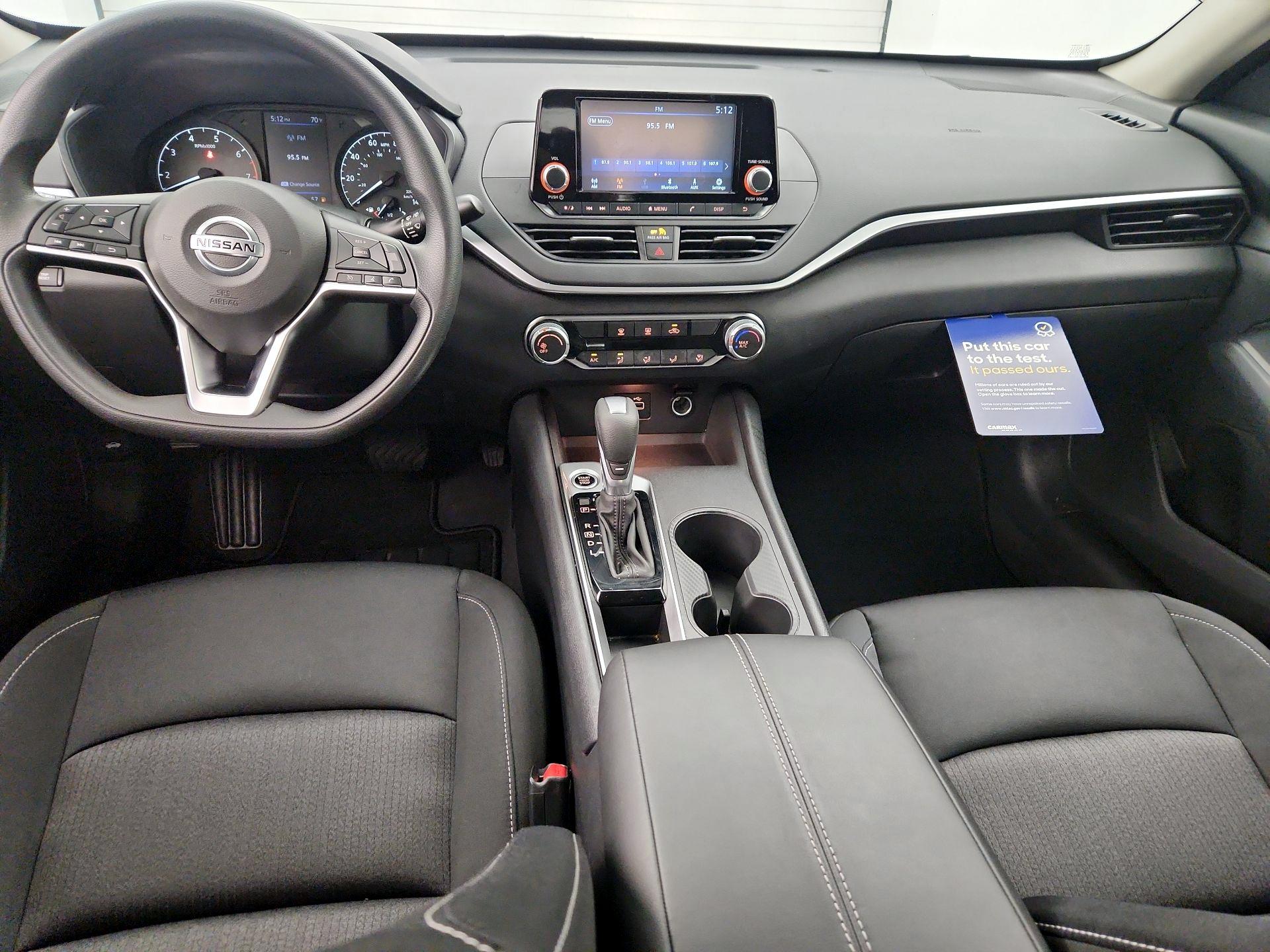 Thumbnail: 2022 Nissan Altima - 9