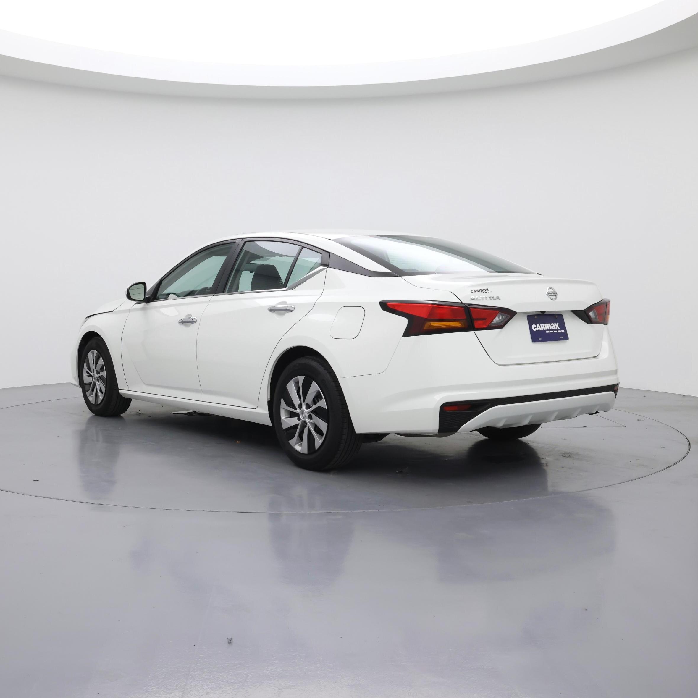 Thumbnail: 2022 Nissan Altima - 2