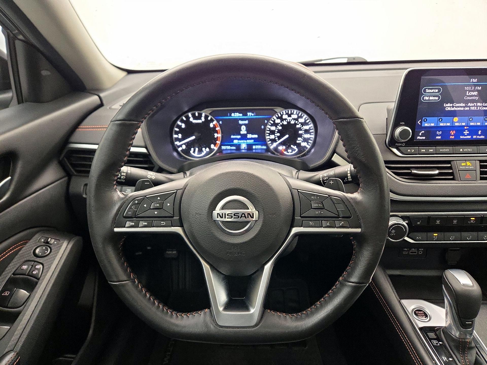 Thumbnail: 2022 Nissan Altima - 10