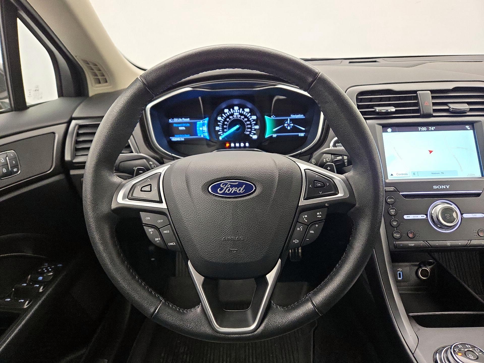 Thumbnail: 2017 Ford Fusion - 10