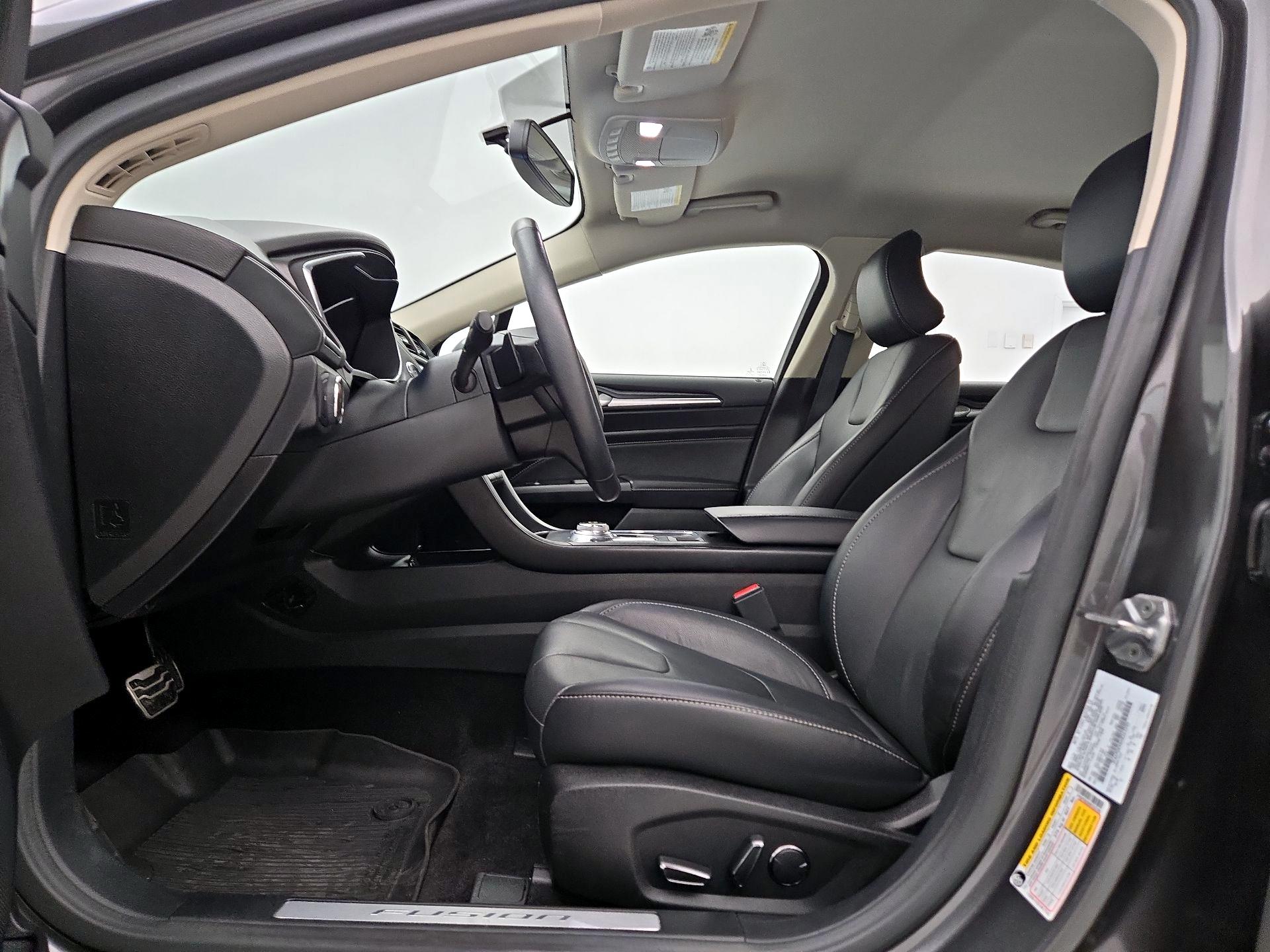 Thumbnail: 2017 Ford Fusion - 11