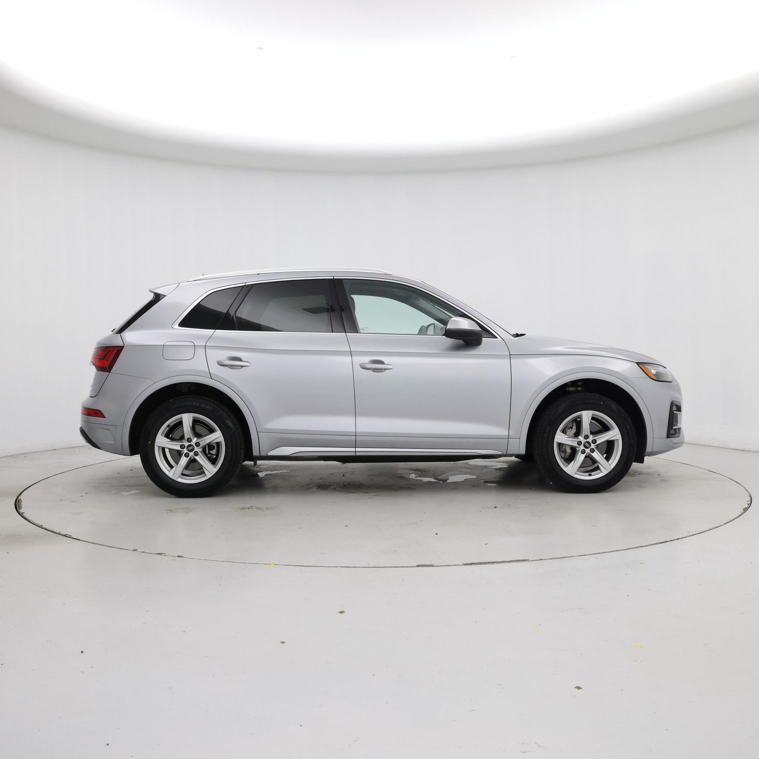 Thumbnail: 2022 Audi Q5 - 7