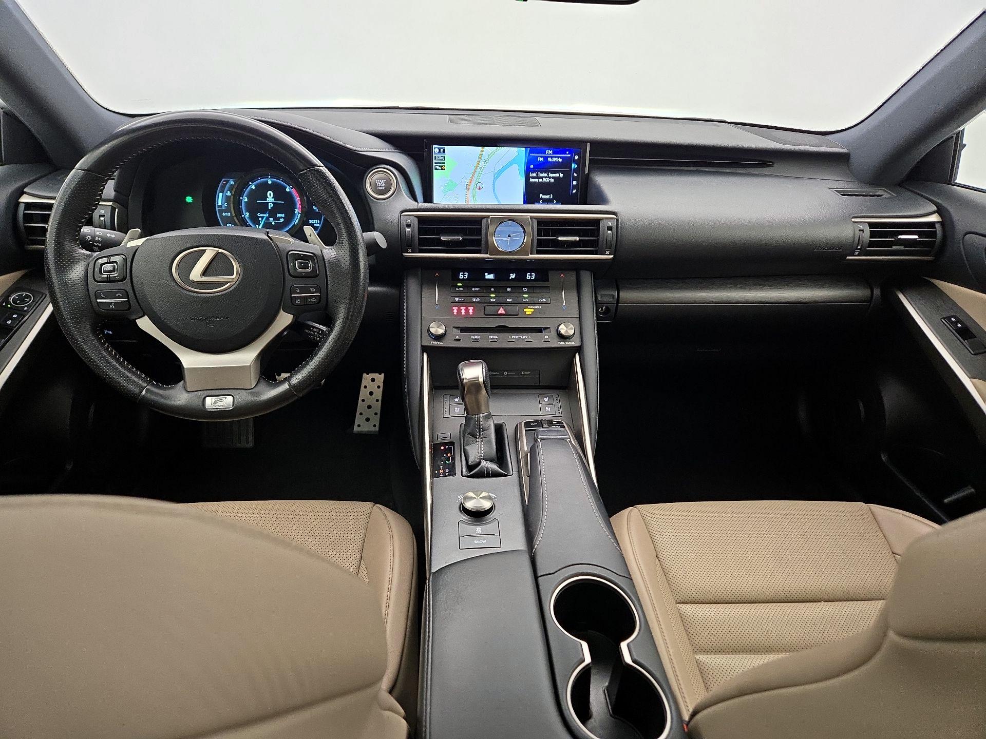 Thumbnail: 2019 Lexus IS - 9