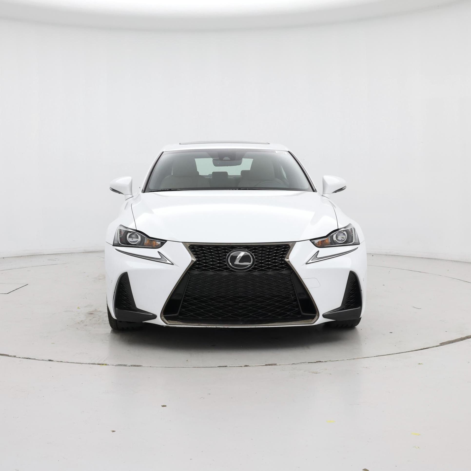 Thumbnail: 2019 Lexus IS - 5