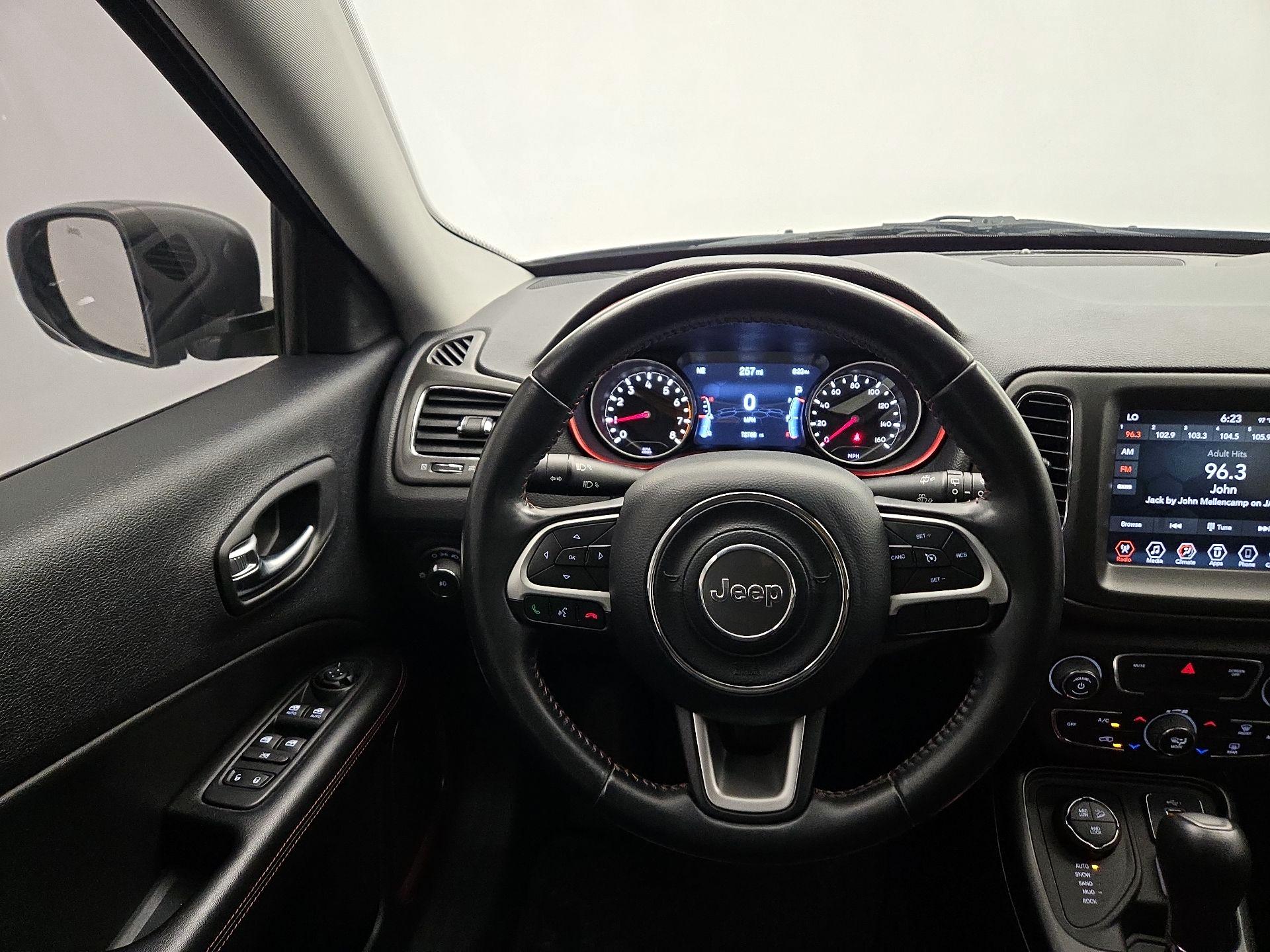 Thumbnail: 2019 Jeep Compass - 10