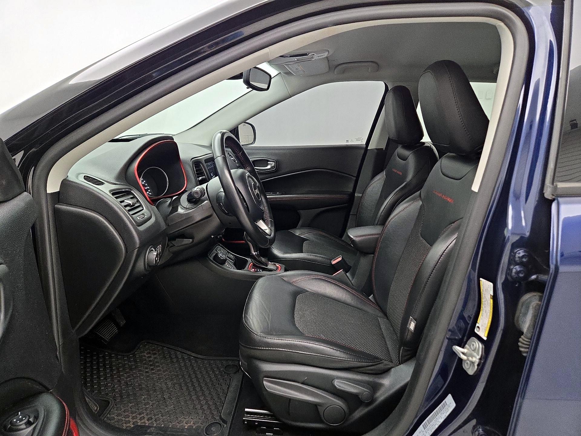 Thumbnail: 2019 Jeep Compass - 11