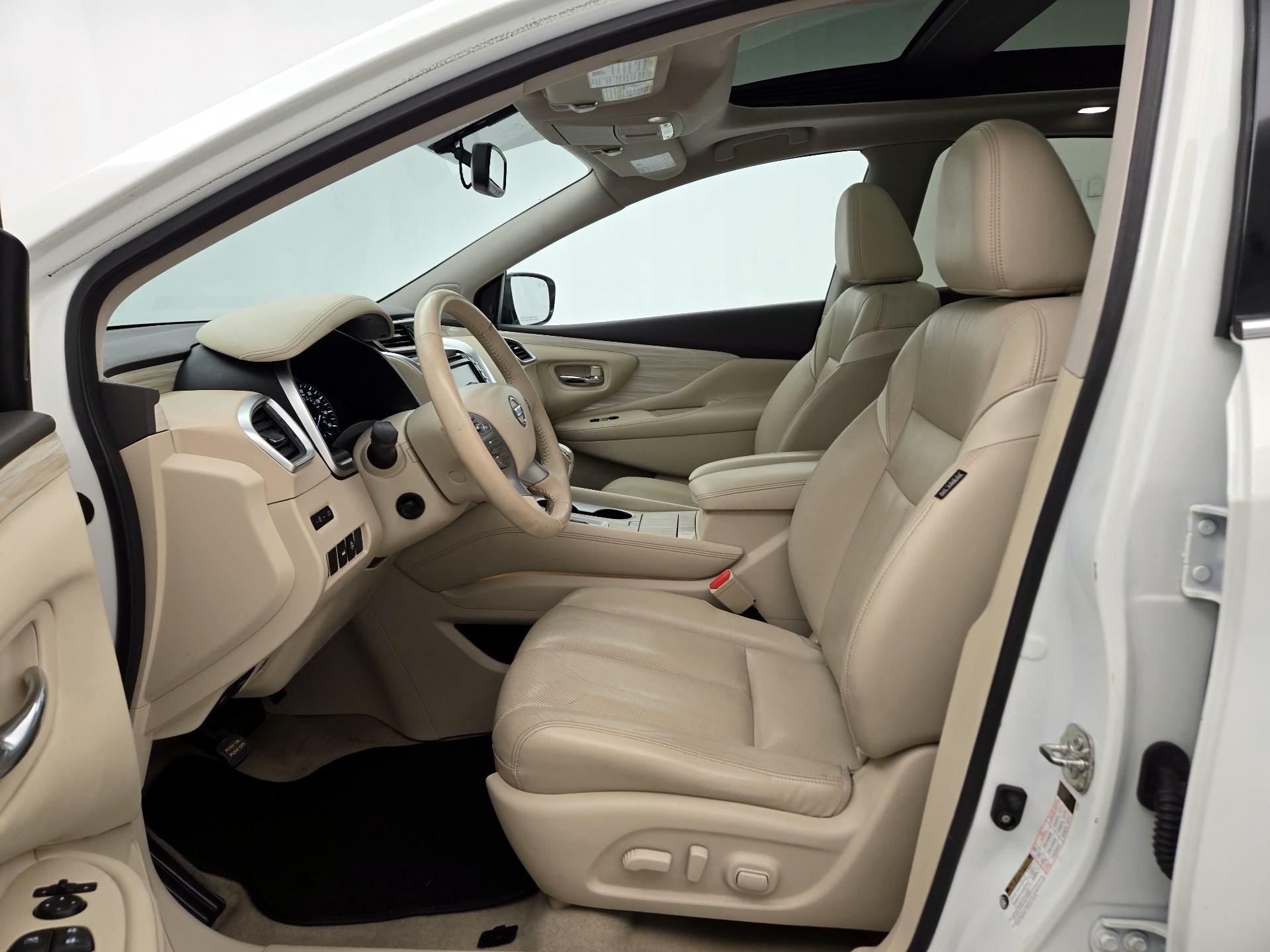 Thumbnail: 2015 Nissan Murano - 11