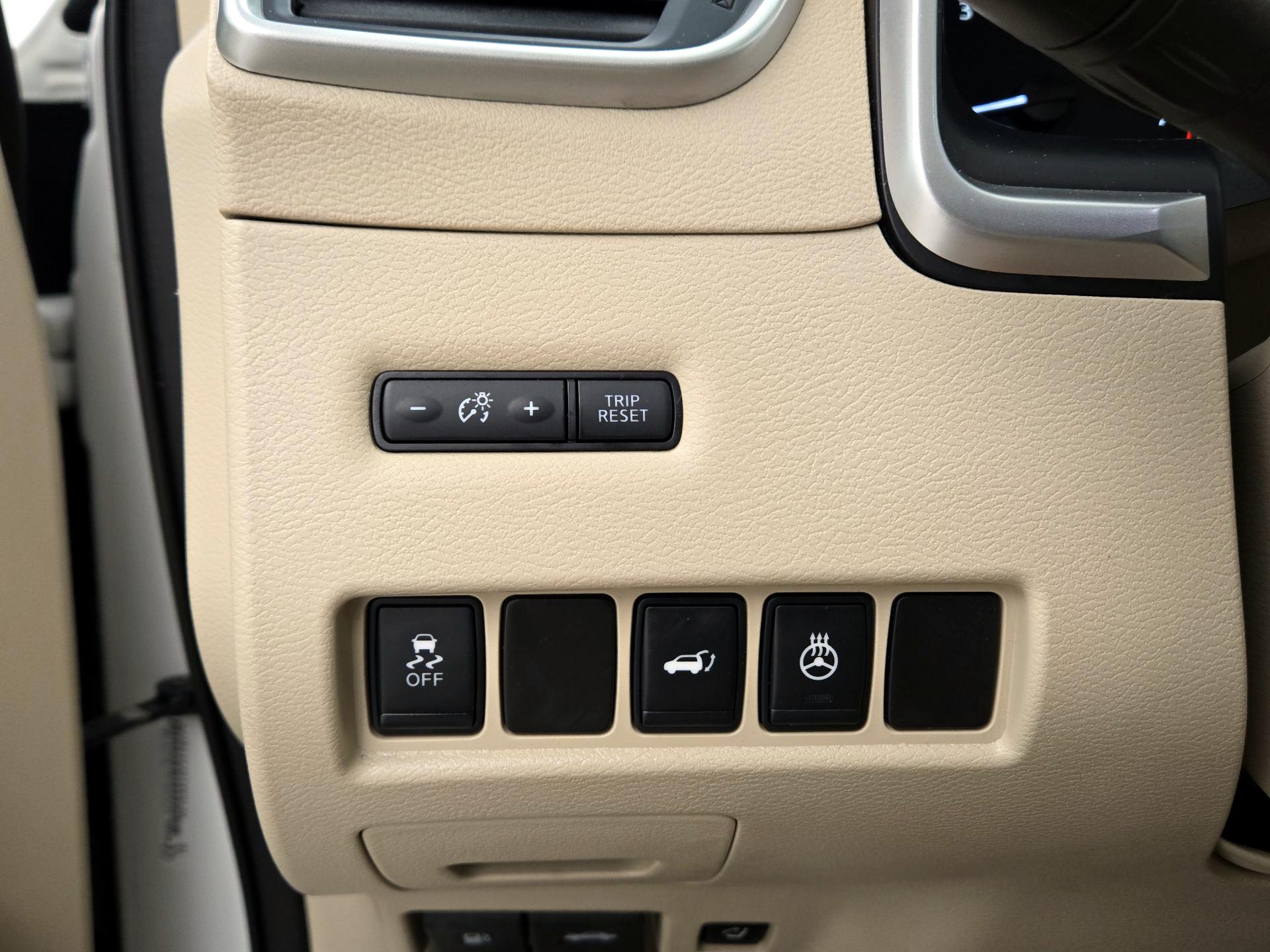 Thumbnail: 2015 Nissan Murano - 13