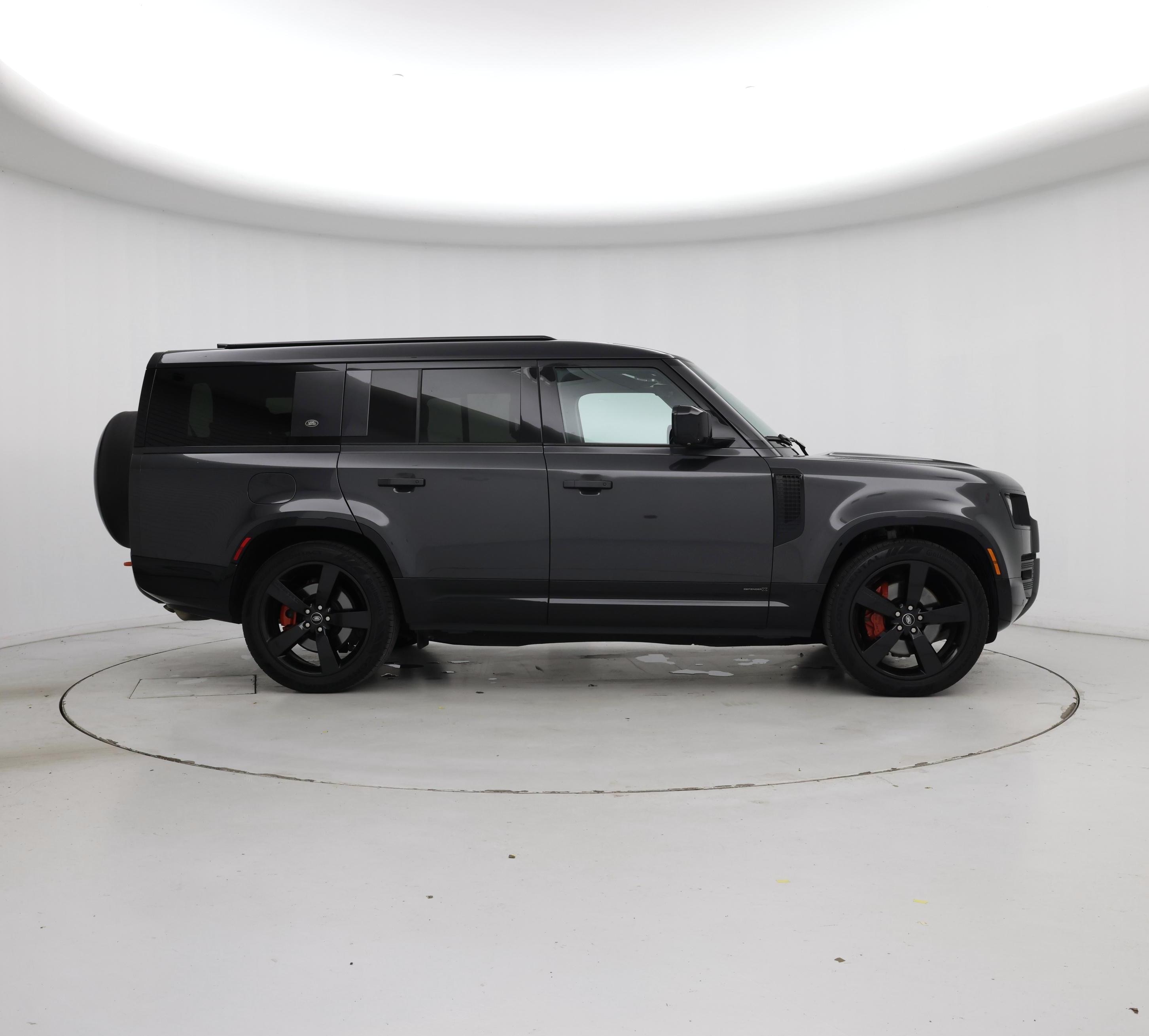 Thumbnail: 2023 Land Rover Defender - 7