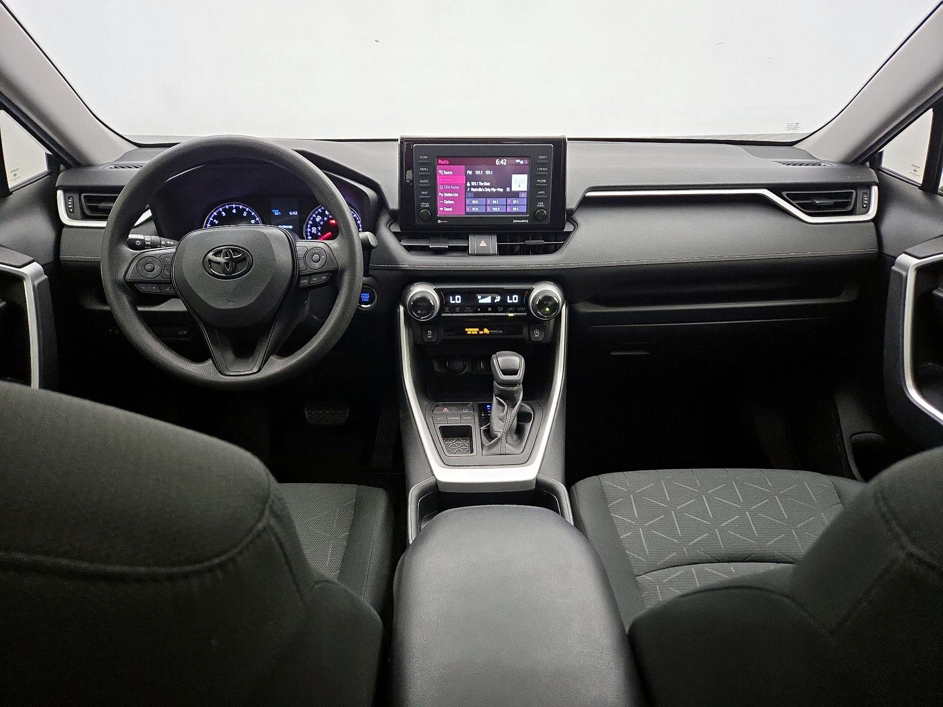 Thumbnail: 2020 Toyota RAV4 - 9