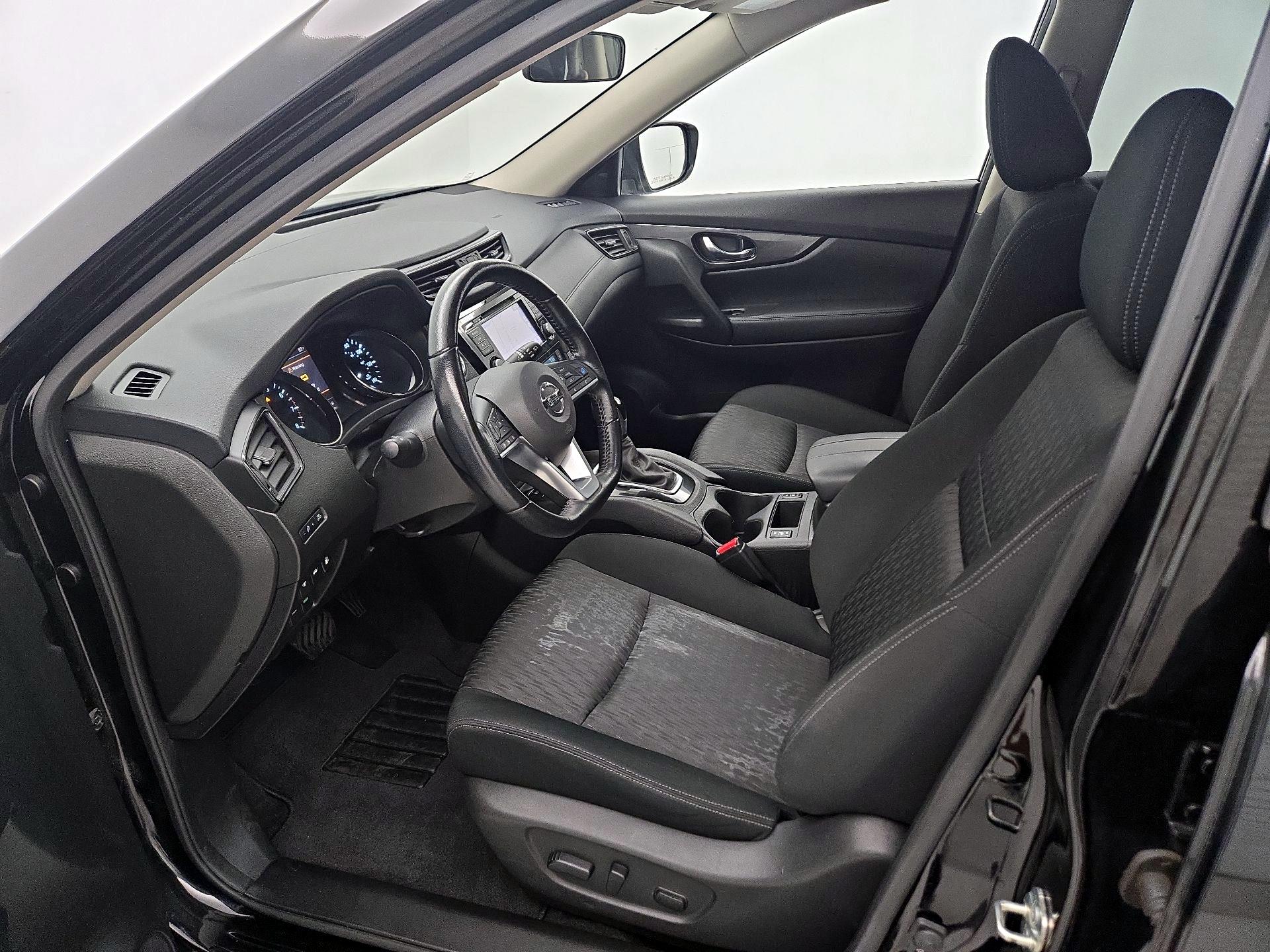 Thumbnail: 2020 Nissan Rogue - 11