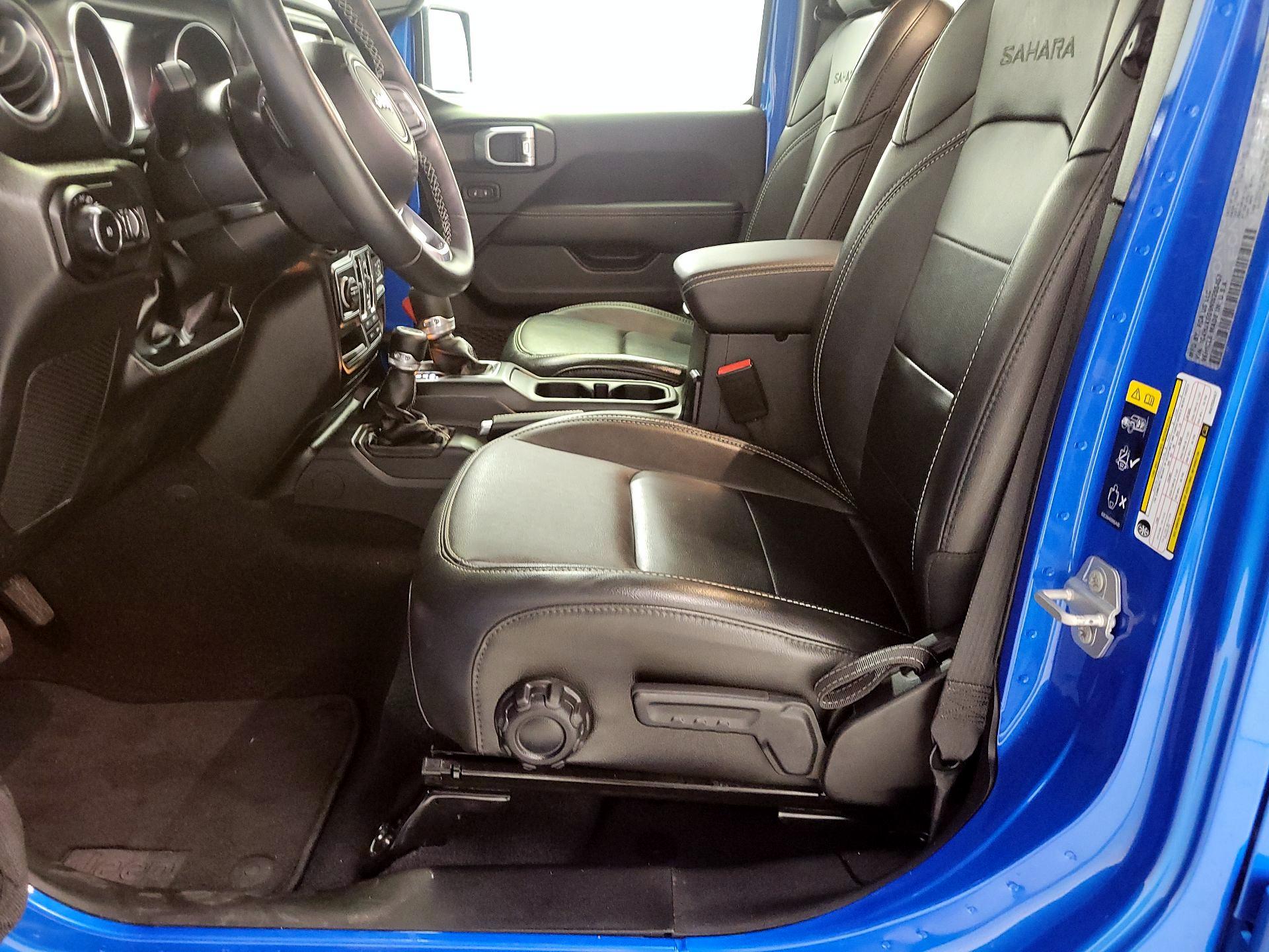 Thumbnail: 2022 Jeep Wrangler - 11