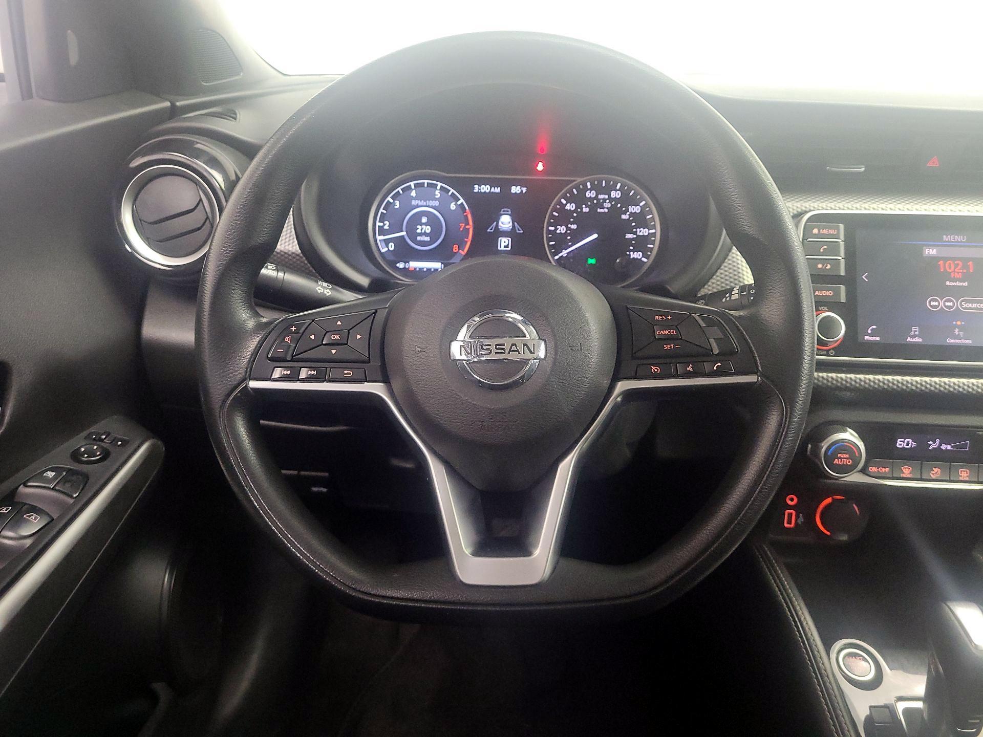 Thumbnail: 2020 Nissan Kicks - 10