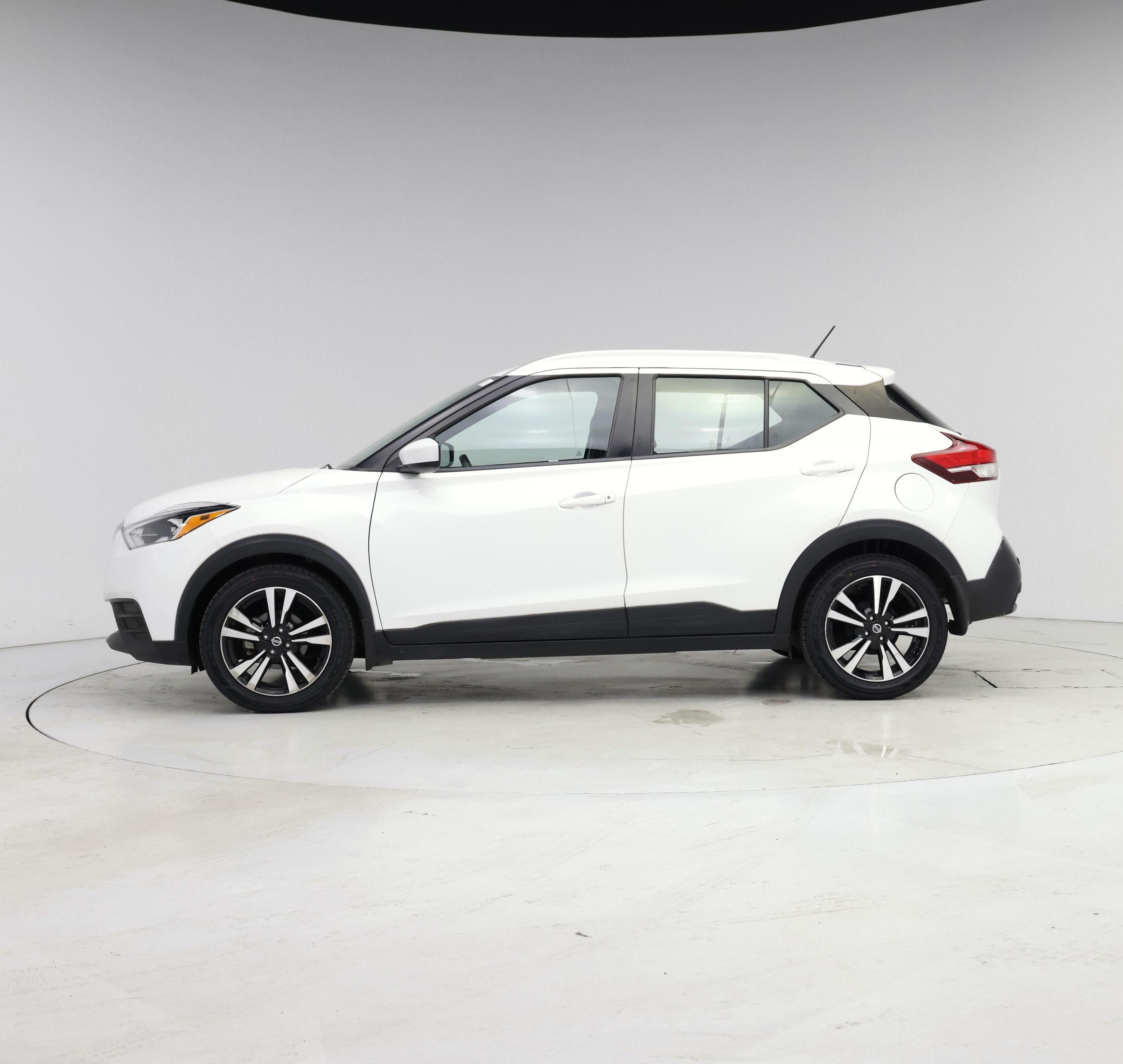 Thumbnail: 2020 Nissan Kicks - 3