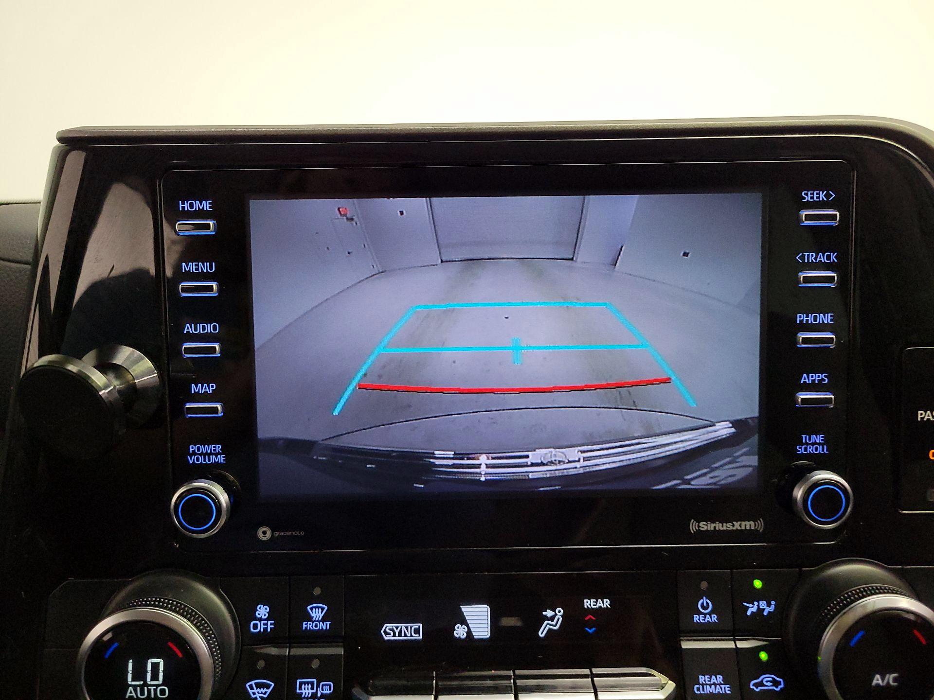 Thumbnail: 2021 Toyota Highlander - 14