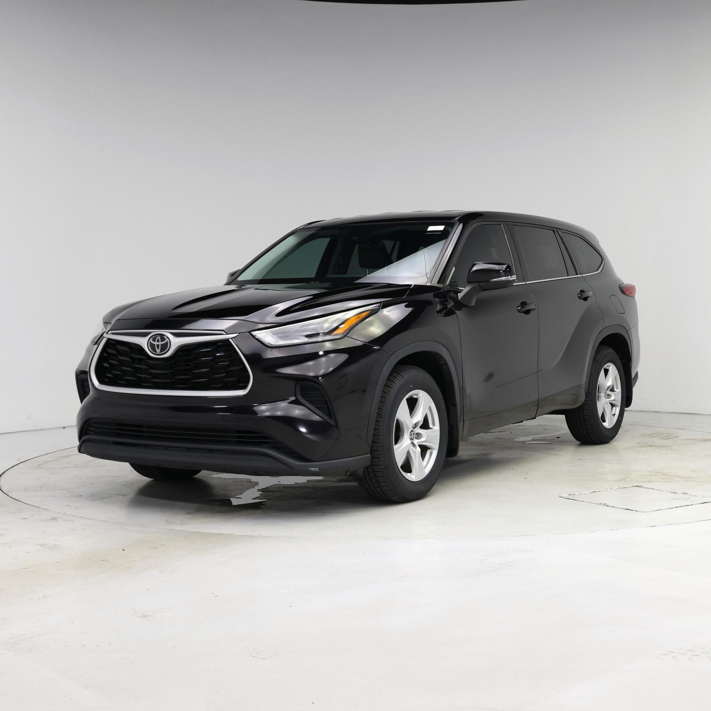Thumbnail: 2021 Toyota Highlander - 4